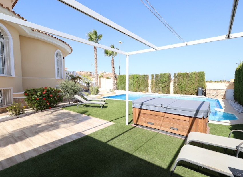 Resale - Villa -
Ciudad Quesada - Cuidad Quesada