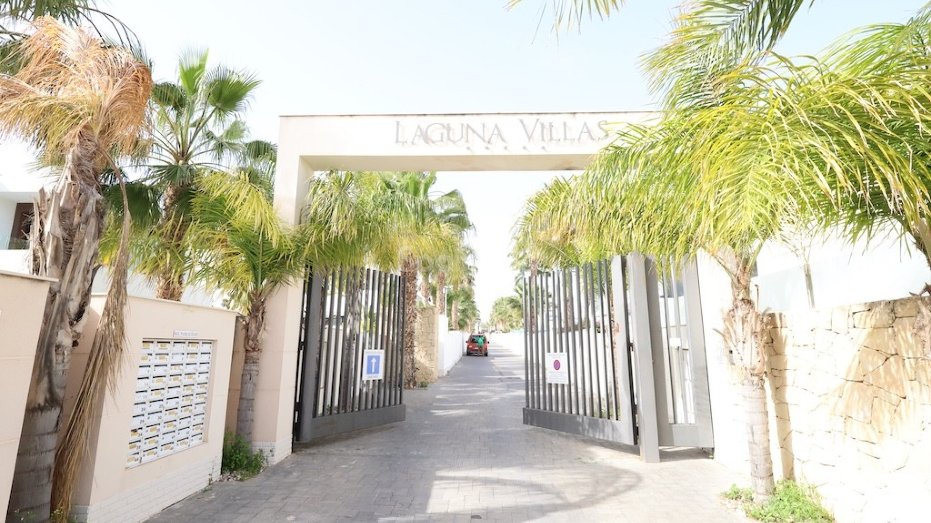 Resale - Villa -
Ciudad Quesada - Cuidad Quesada