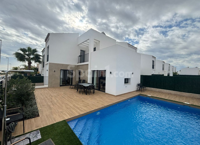 Resale - Villa -
Ciudad Quesada - Cuidad Quesada
