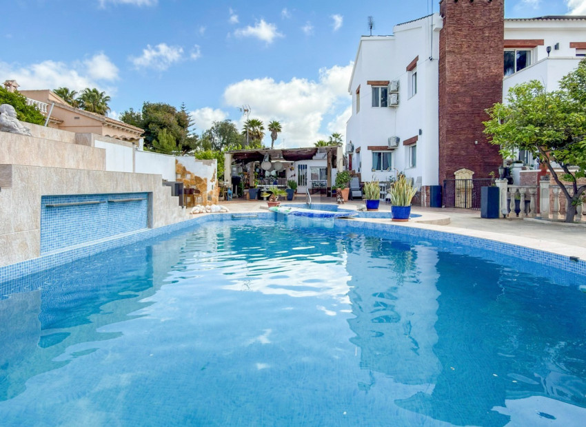 Resale - Villa -
Ciudad Quesada - Cuidad Quesada