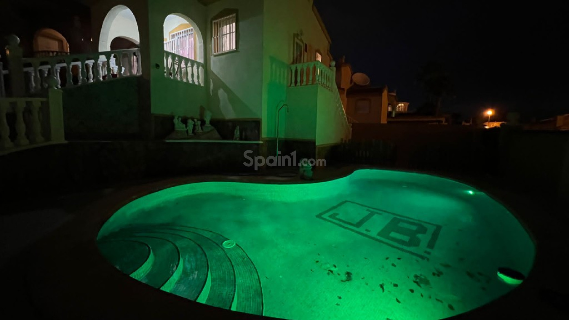 Resale - Villa -
Ciudad Quesada