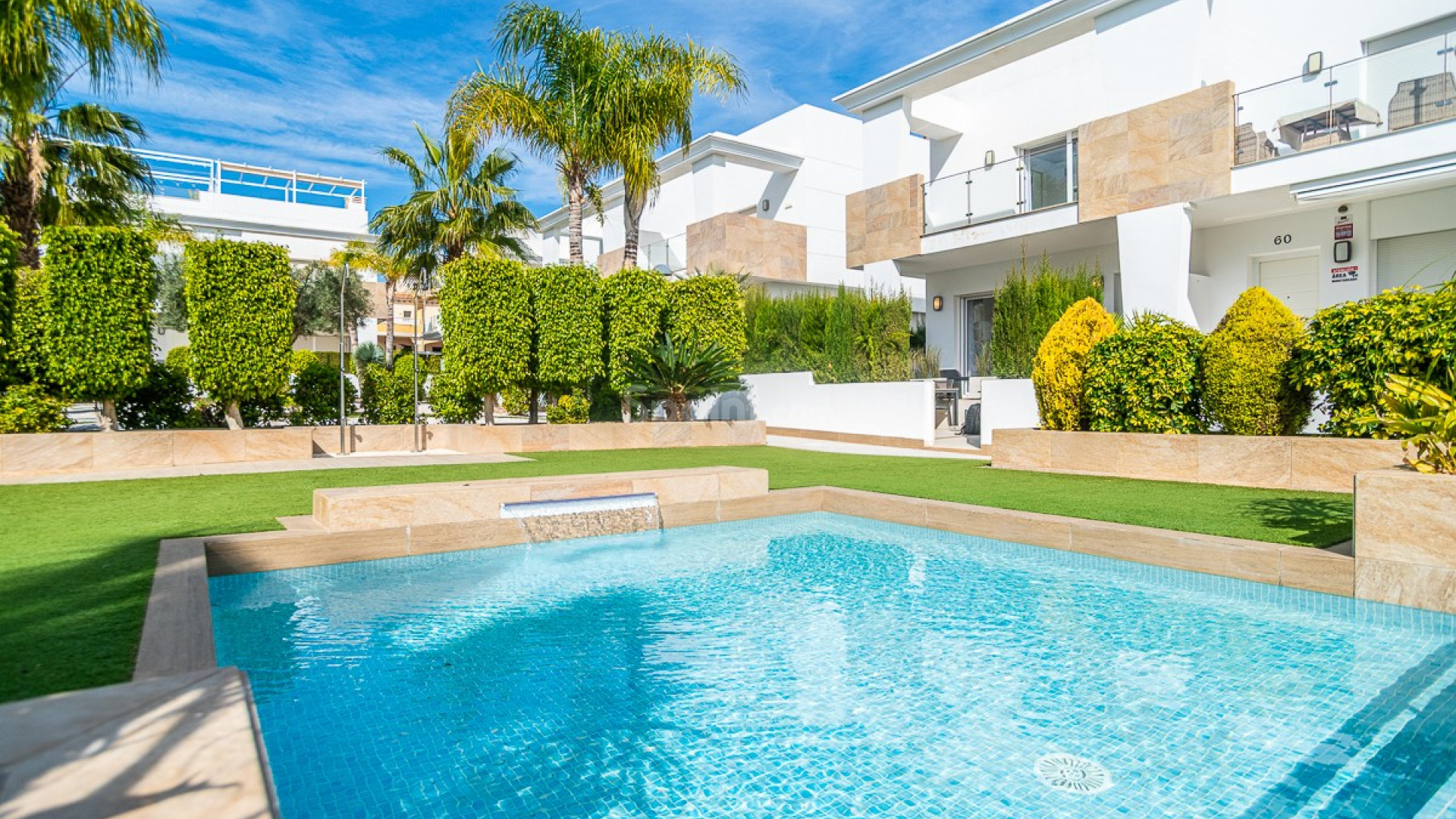 Resale - Villa -
CIUDAD QUESADA