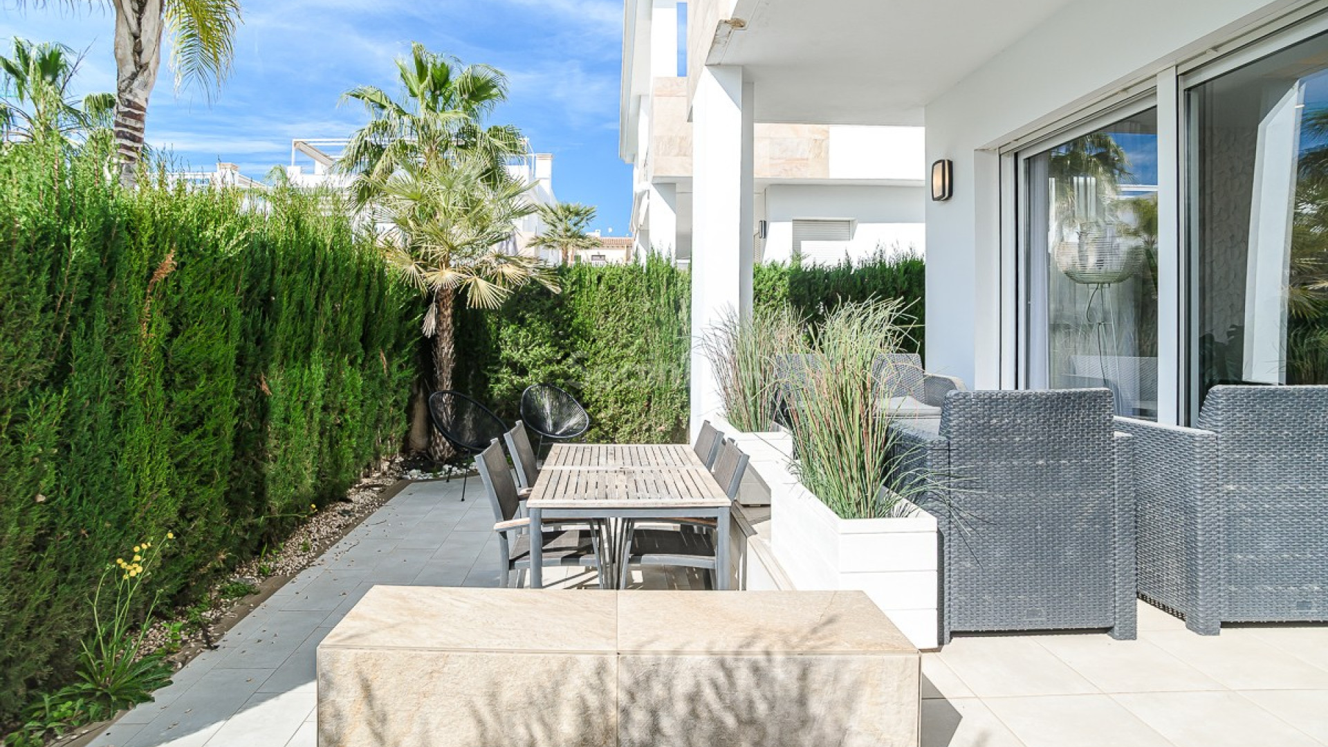 Resale - Villa -
CIUDAD QUESADA