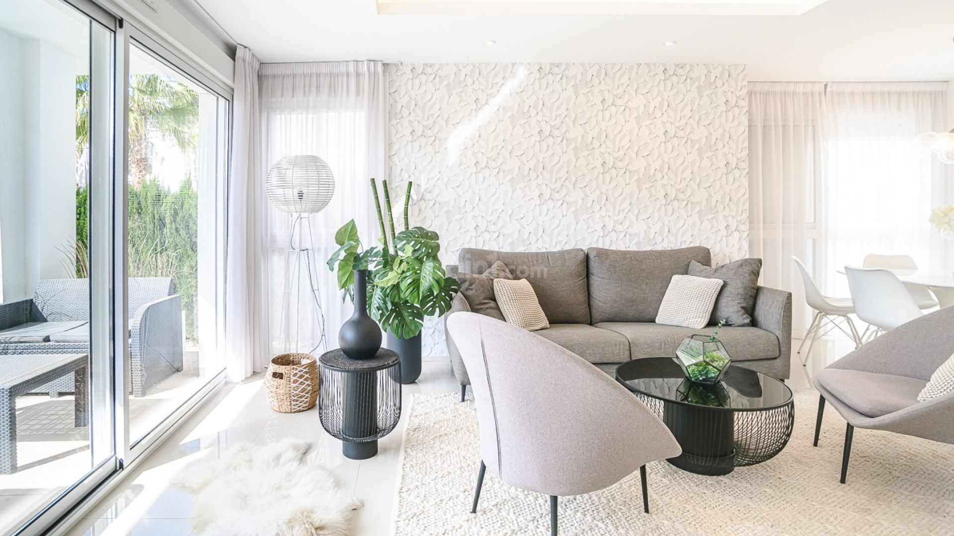 Resale - Villa -
CIUDAD QUESADA