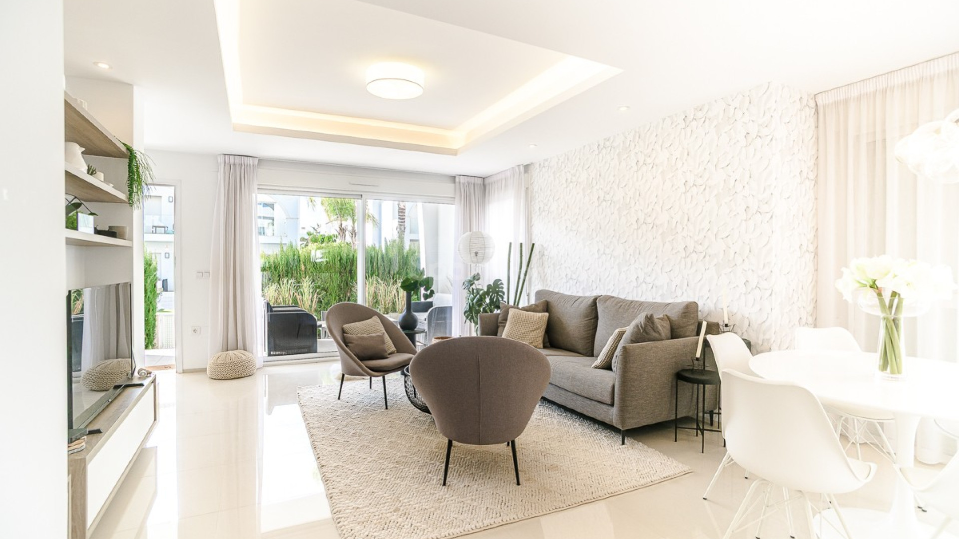 Resale - Villa -
CIUDAD QUESADA