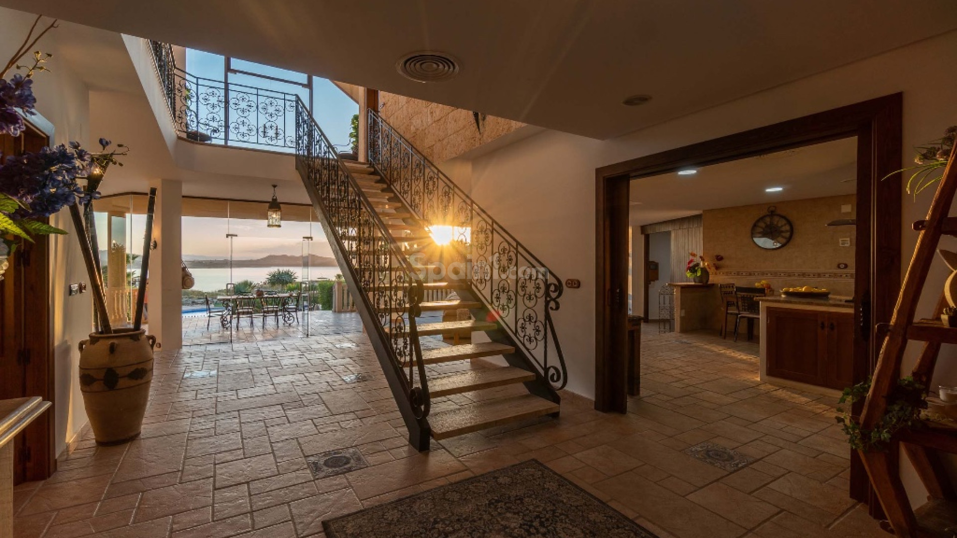 Resale - Villa -
Costa Blanca - Orihuela Costa