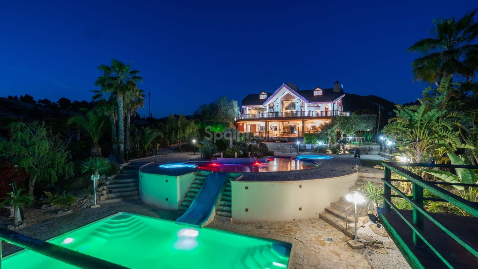 Resale - Villa -
Costa Blanca - Orihuela Costa