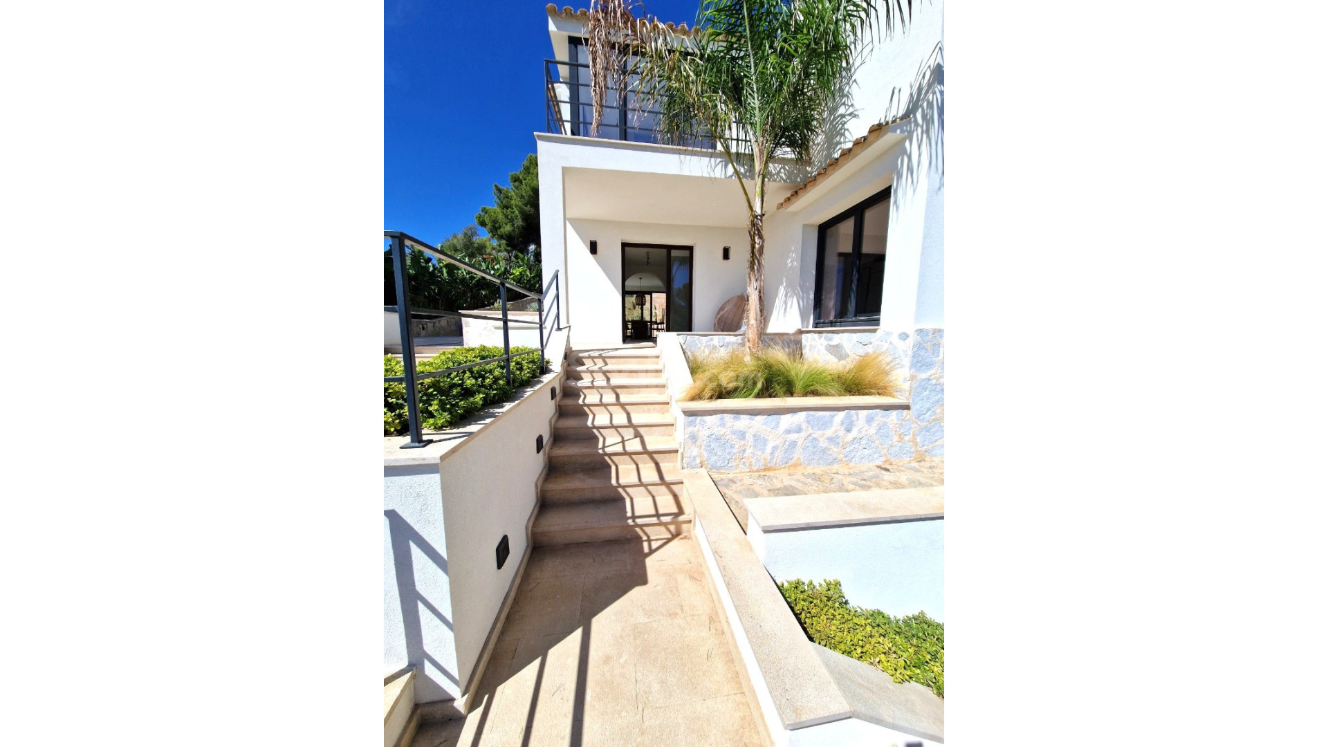Resale - Villa -
Costa d'en Blanes