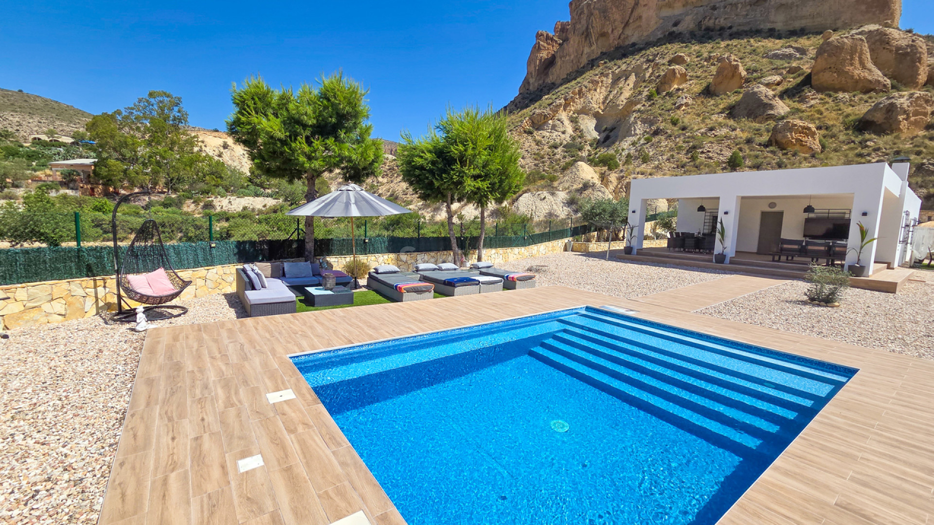 Resale - Villa -
Crevillent