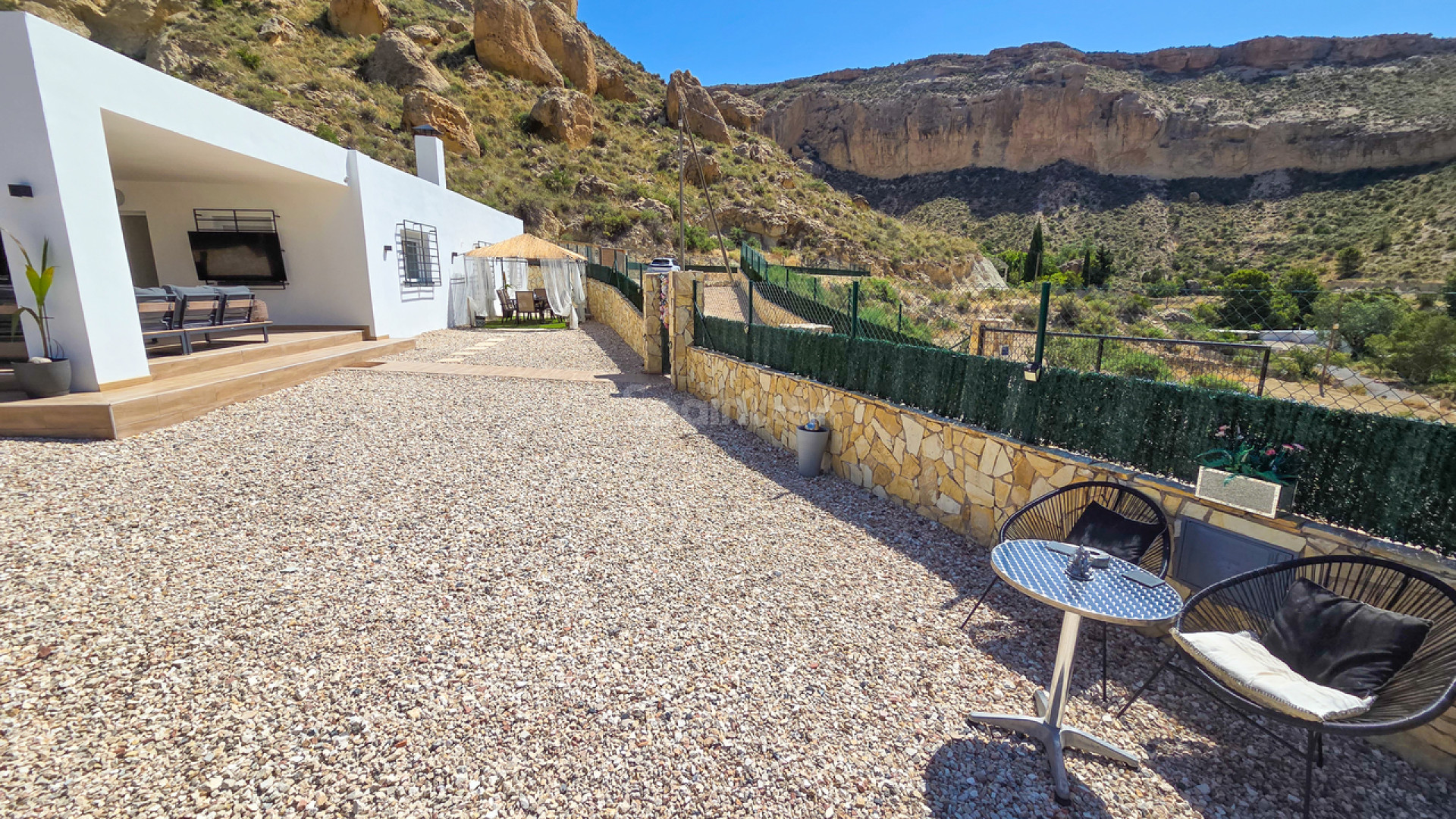 Resale - Villa -
Crevillent