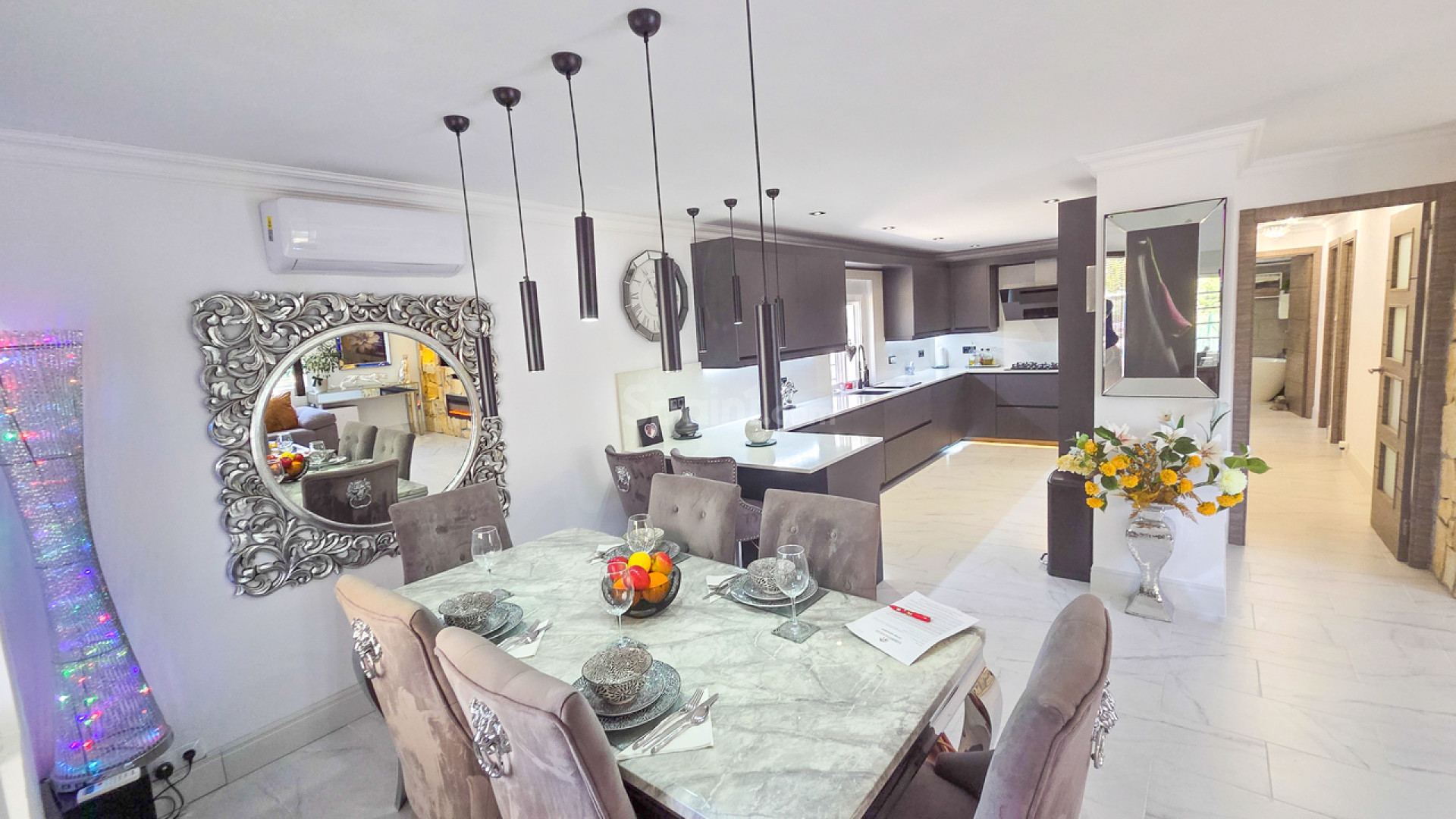 Resale - Villa -
Crevillent