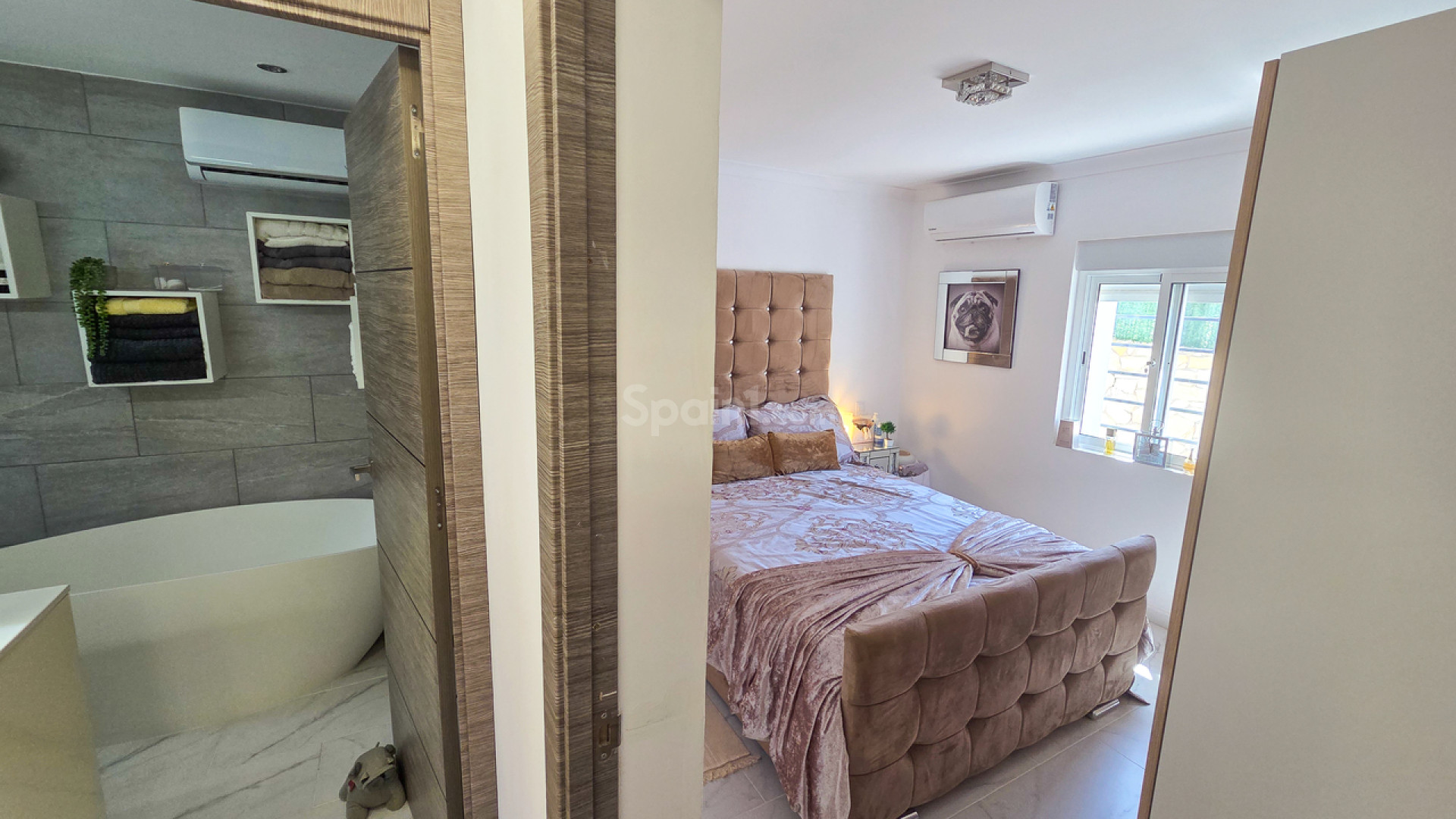 Resale - Villa -
Crevillent
