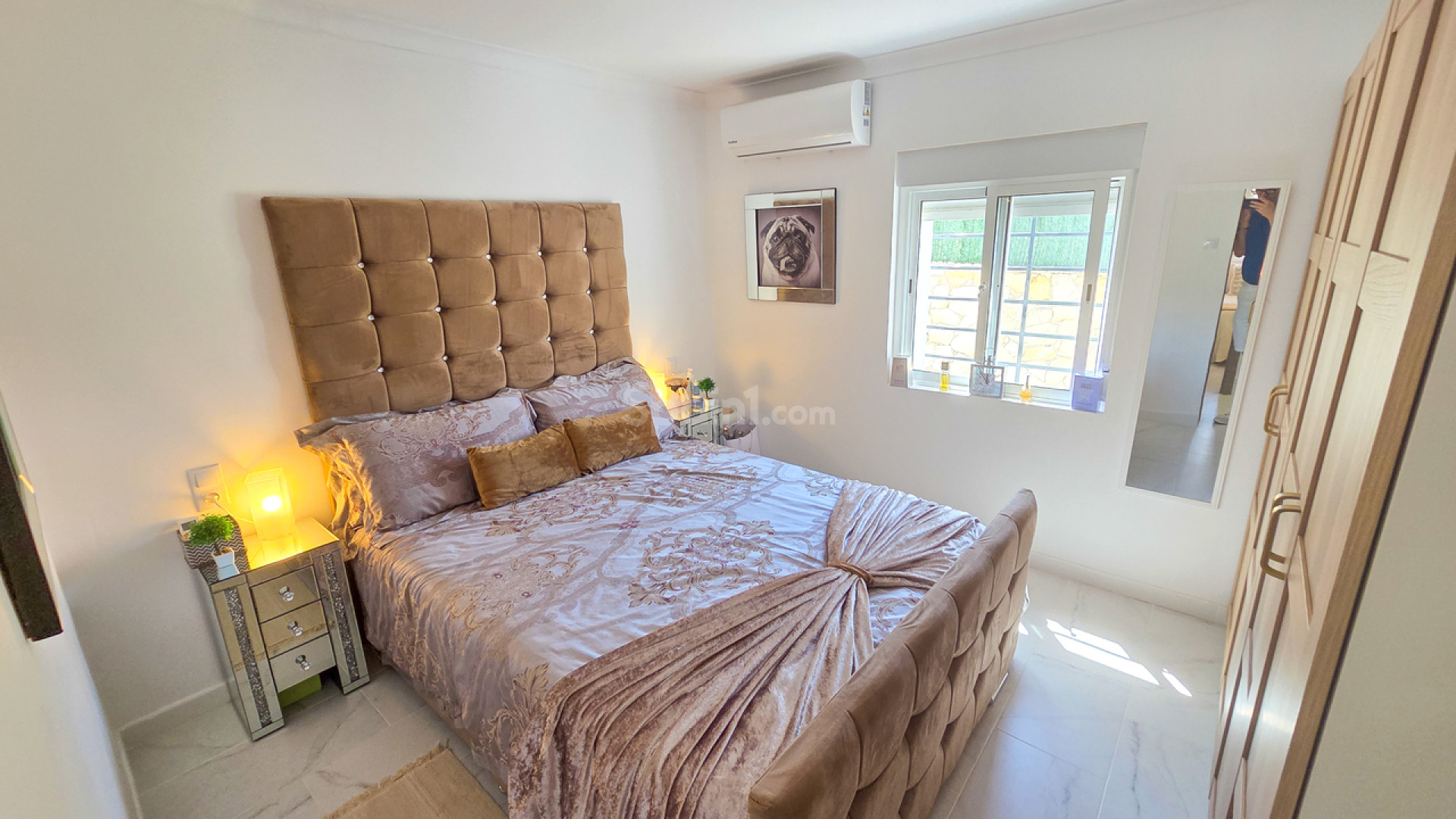 Resale - Villa -
Crevillent