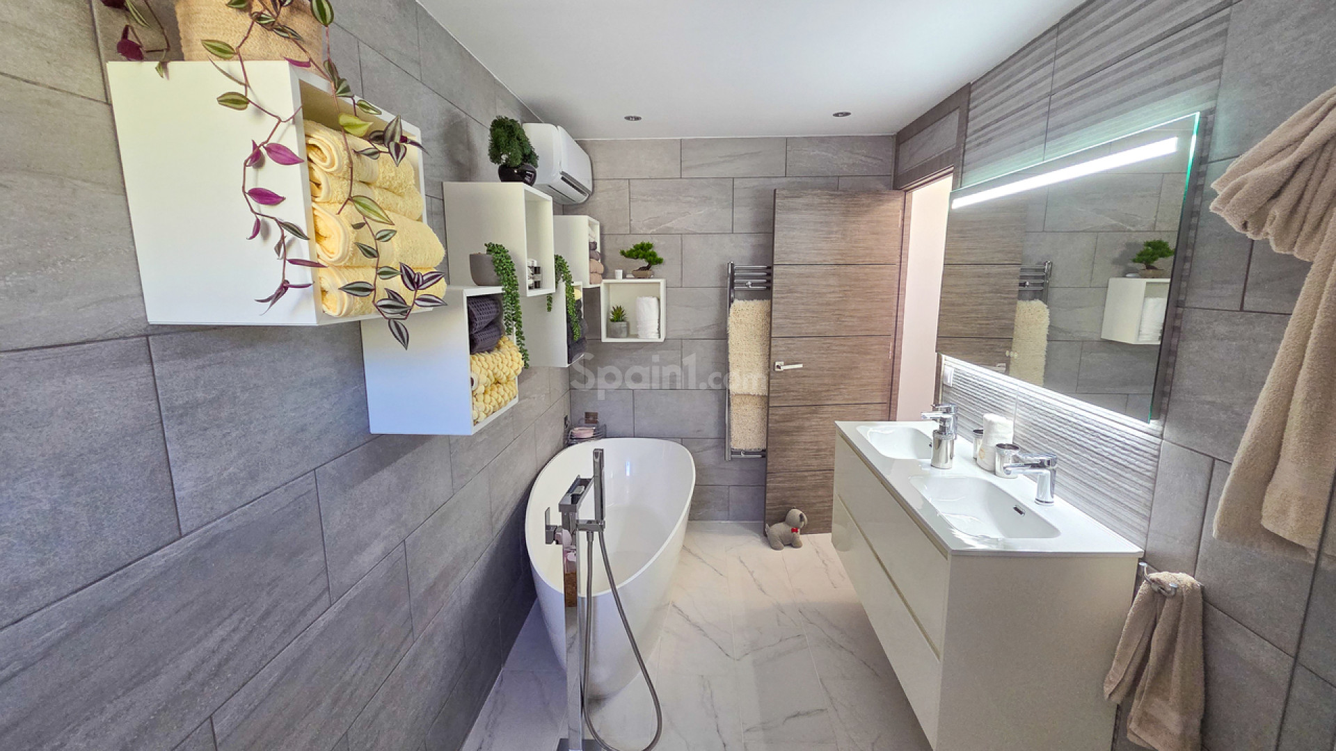 Resale - Villa -
Crevillent