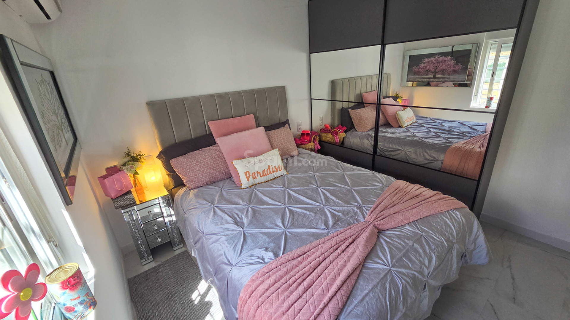 Resale - Villa -
Crevillent
