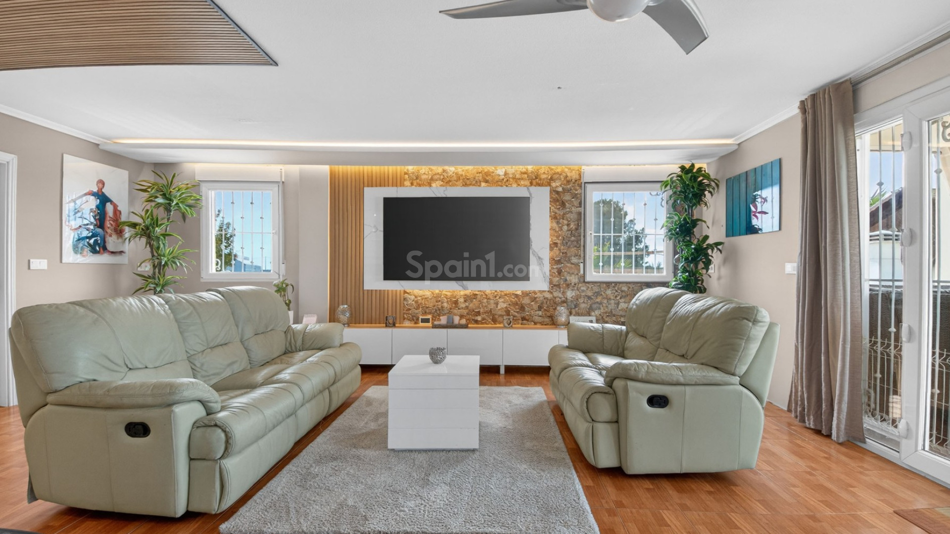 Resale - Villa -
Crevillente