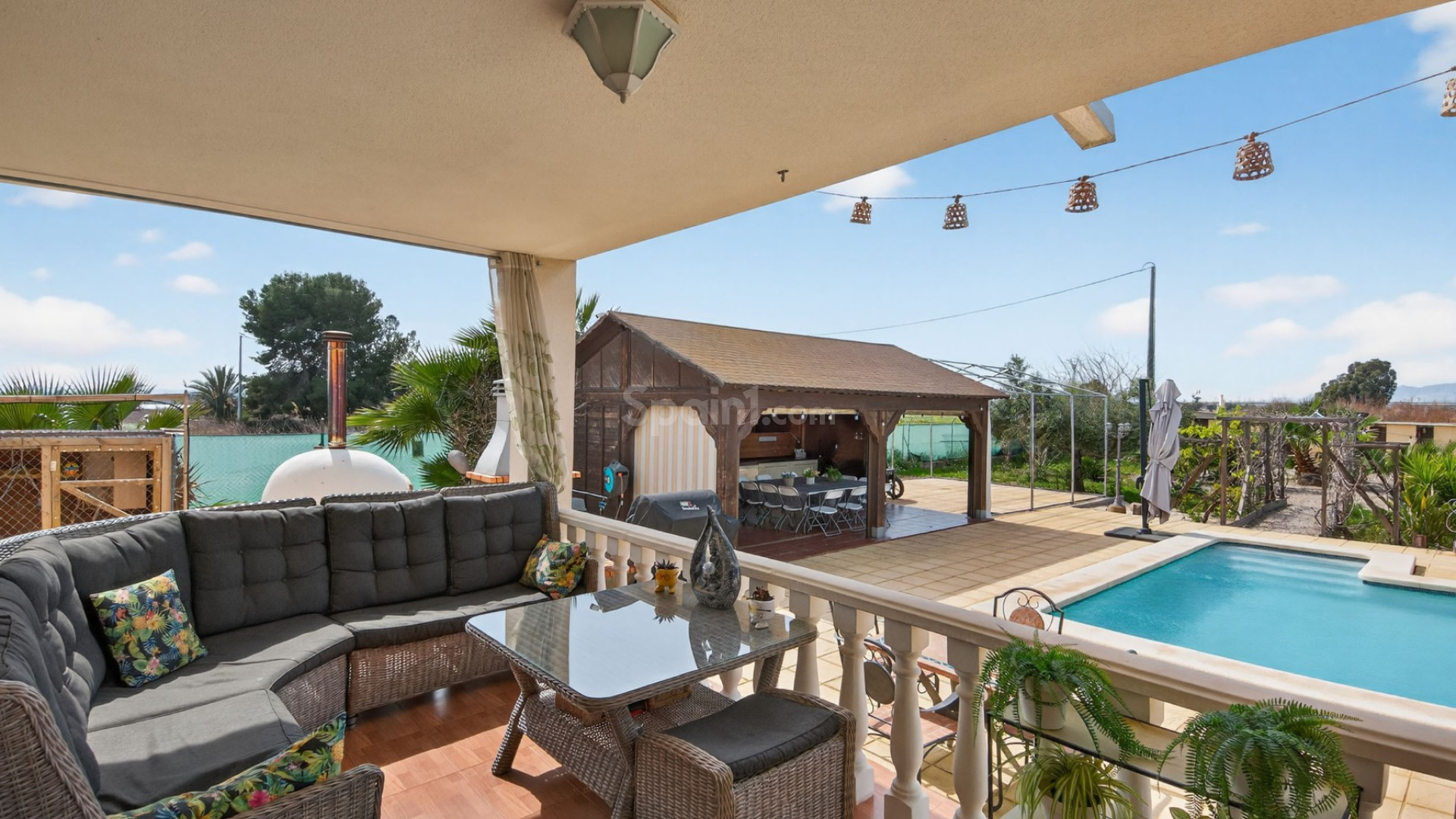 Resale - Villa -
Crevillente