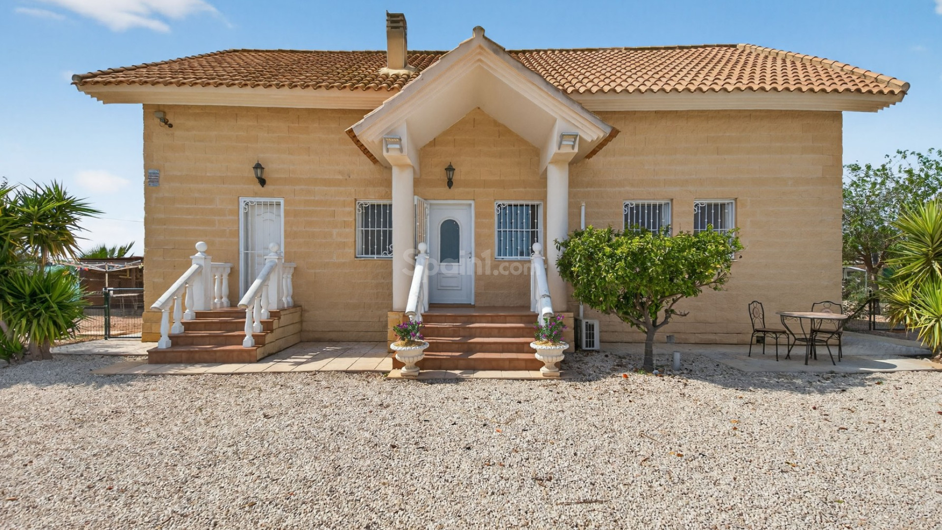 Resale - Villa -
Crevillente