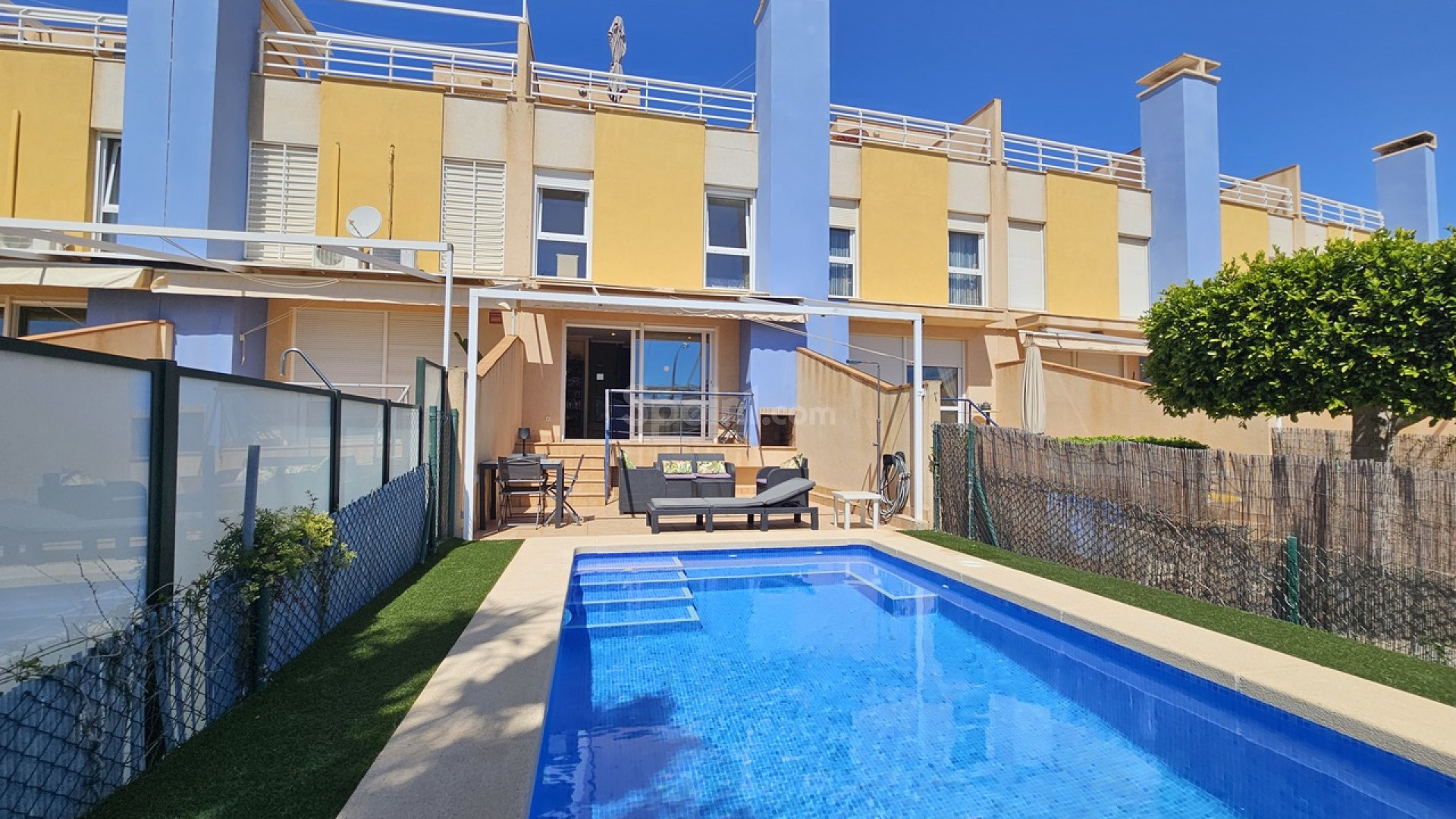 Resale - Villa -
Dehesa de Campoamor - Campoamor