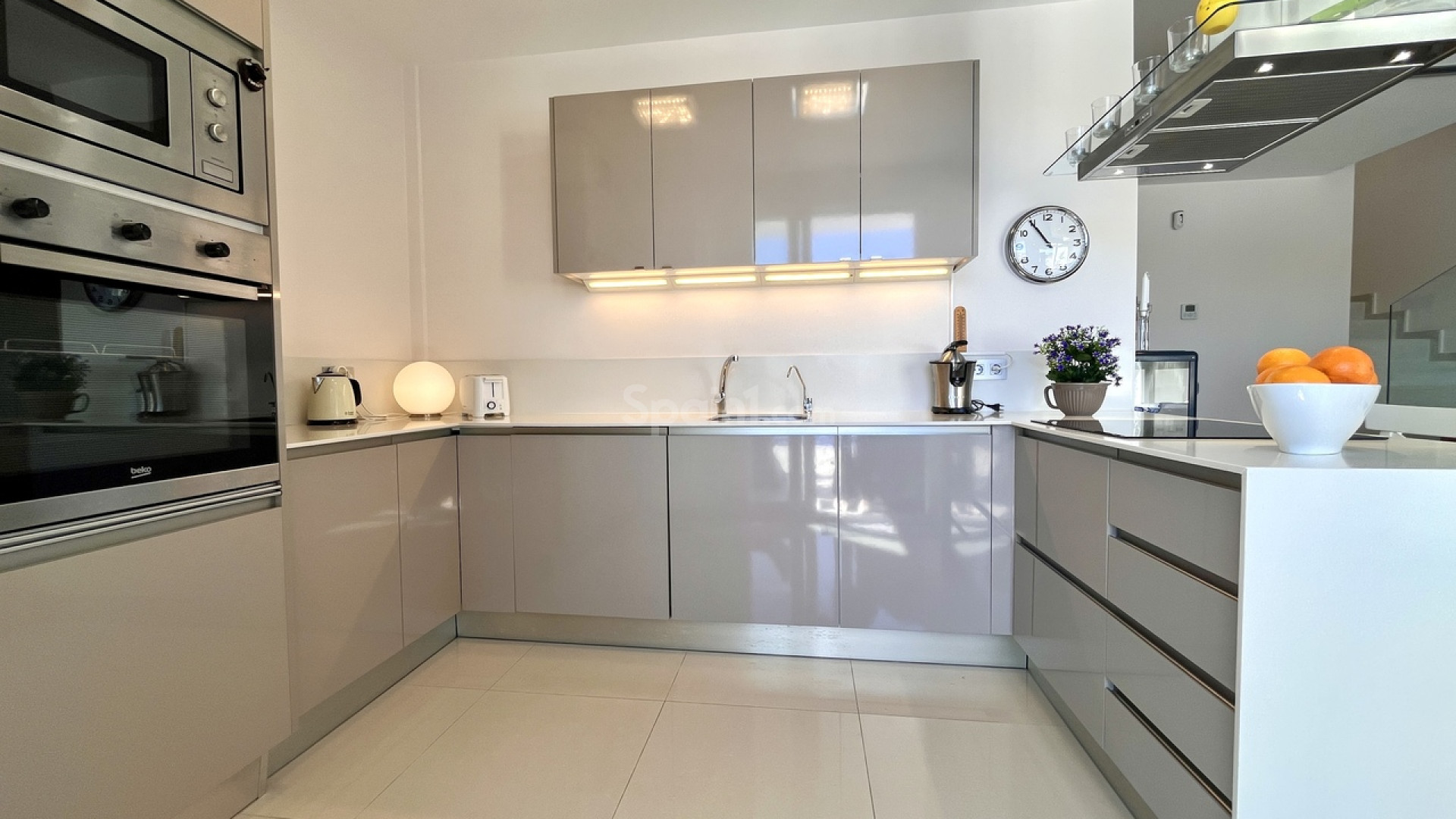 Resale - Villa -
Dehesa de Campoamor - Campoamor