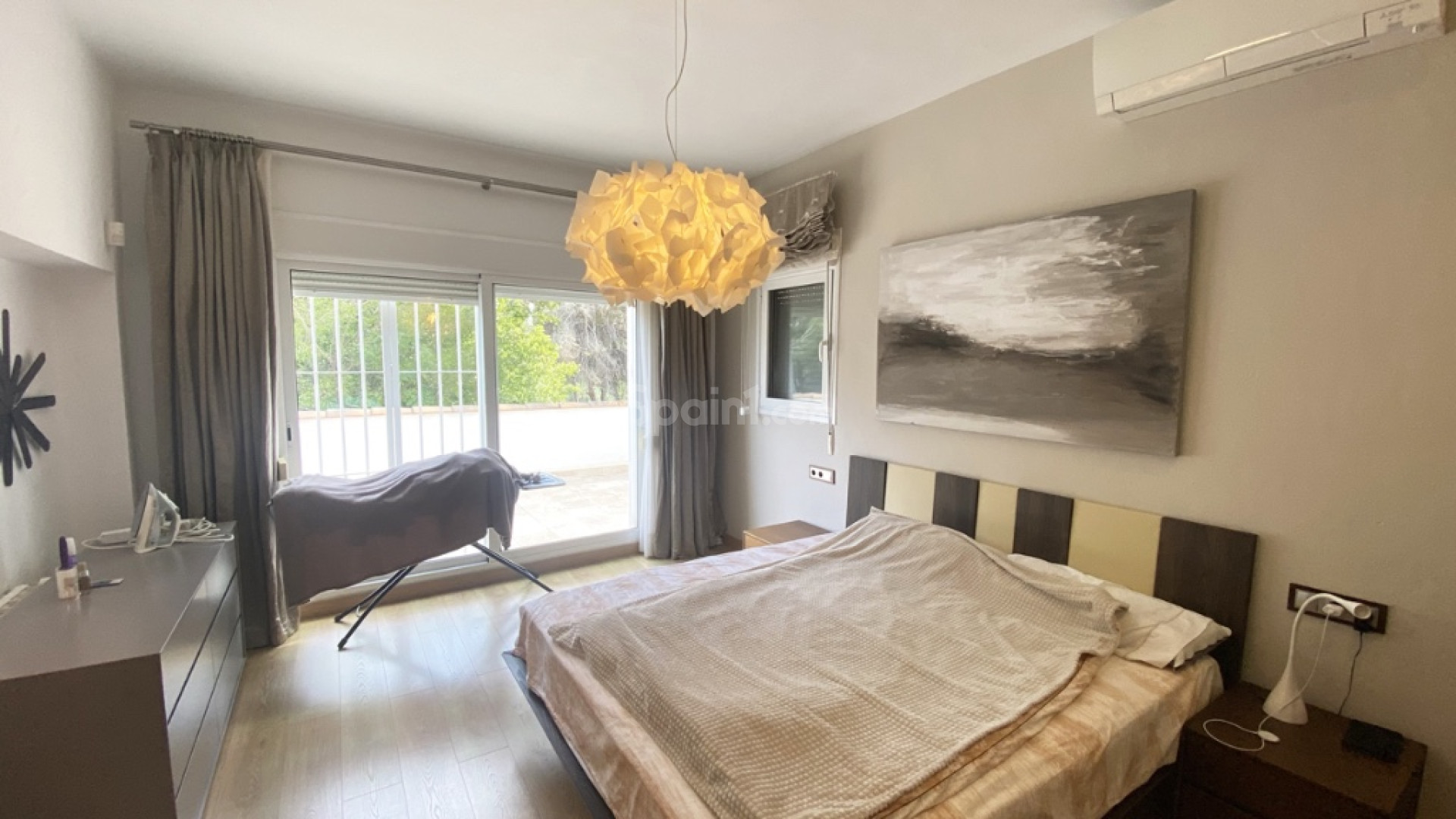 Resale - Villa -
Dehesa de Campoamor - Campoamor