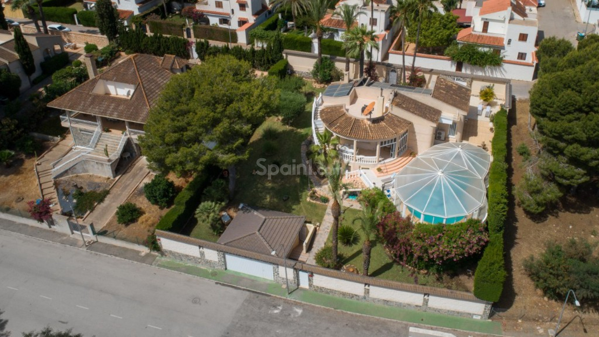 Resale - Villa -
Dehesa de Campoamor - Campoamor