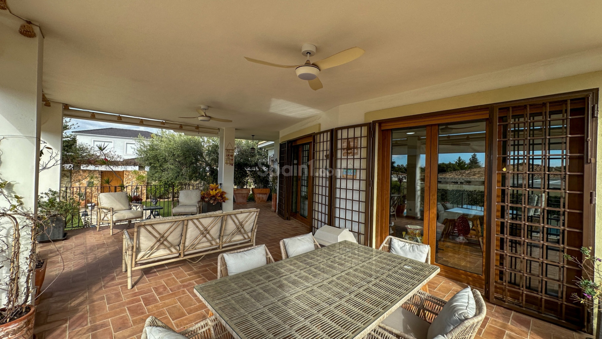 Resale - Villa -
Dehesa de Campoamor - Campoamor