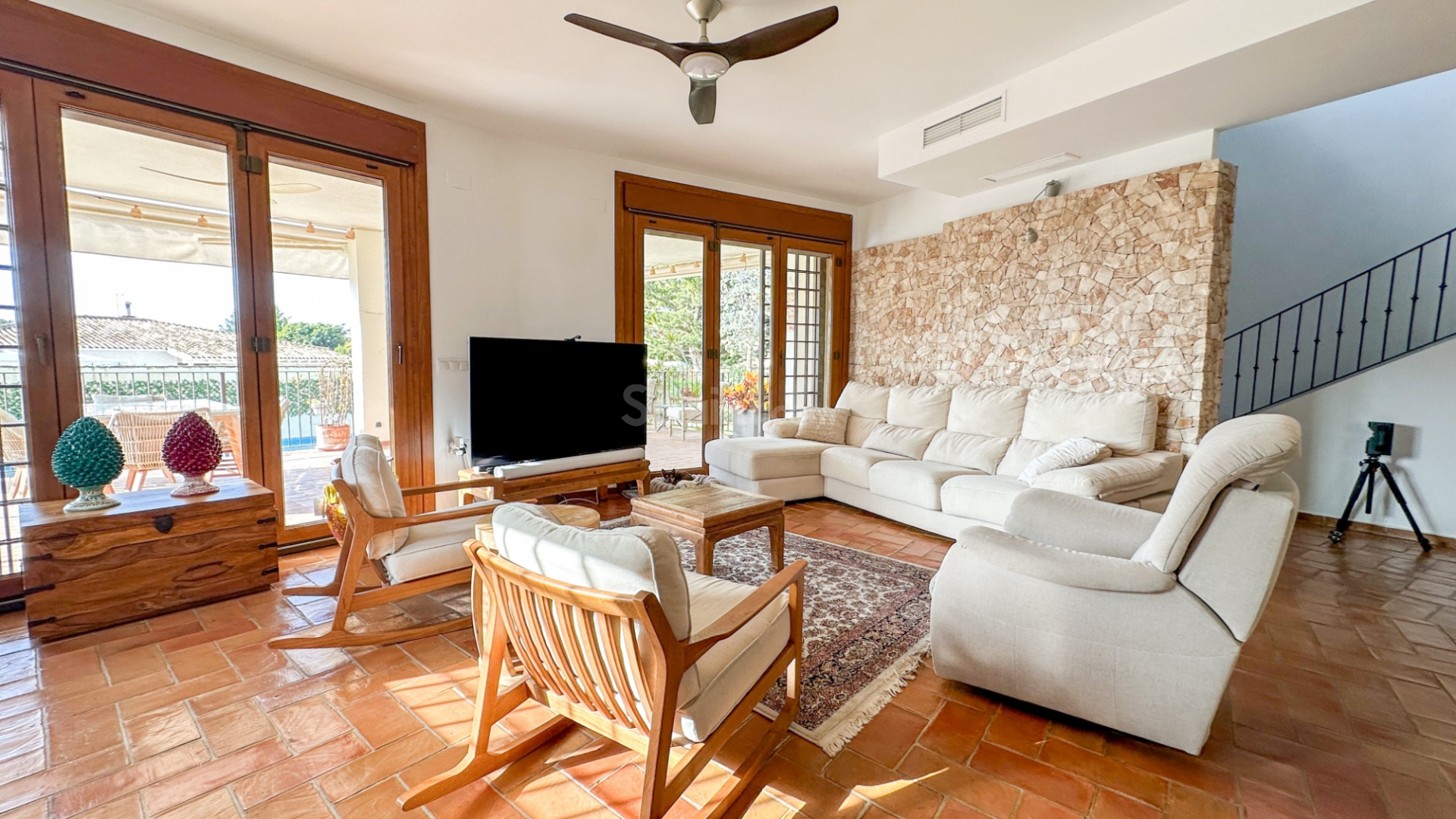 Resale - Villa -
Dehesa de Campoamor - Campoamor