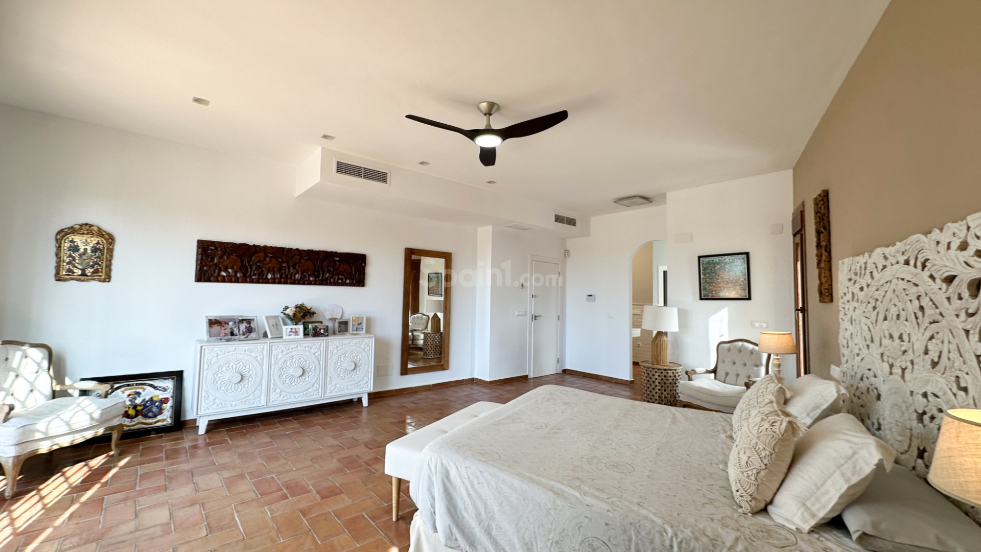 Resale - Villa -
Dehesa de Campoamor - Campoamor