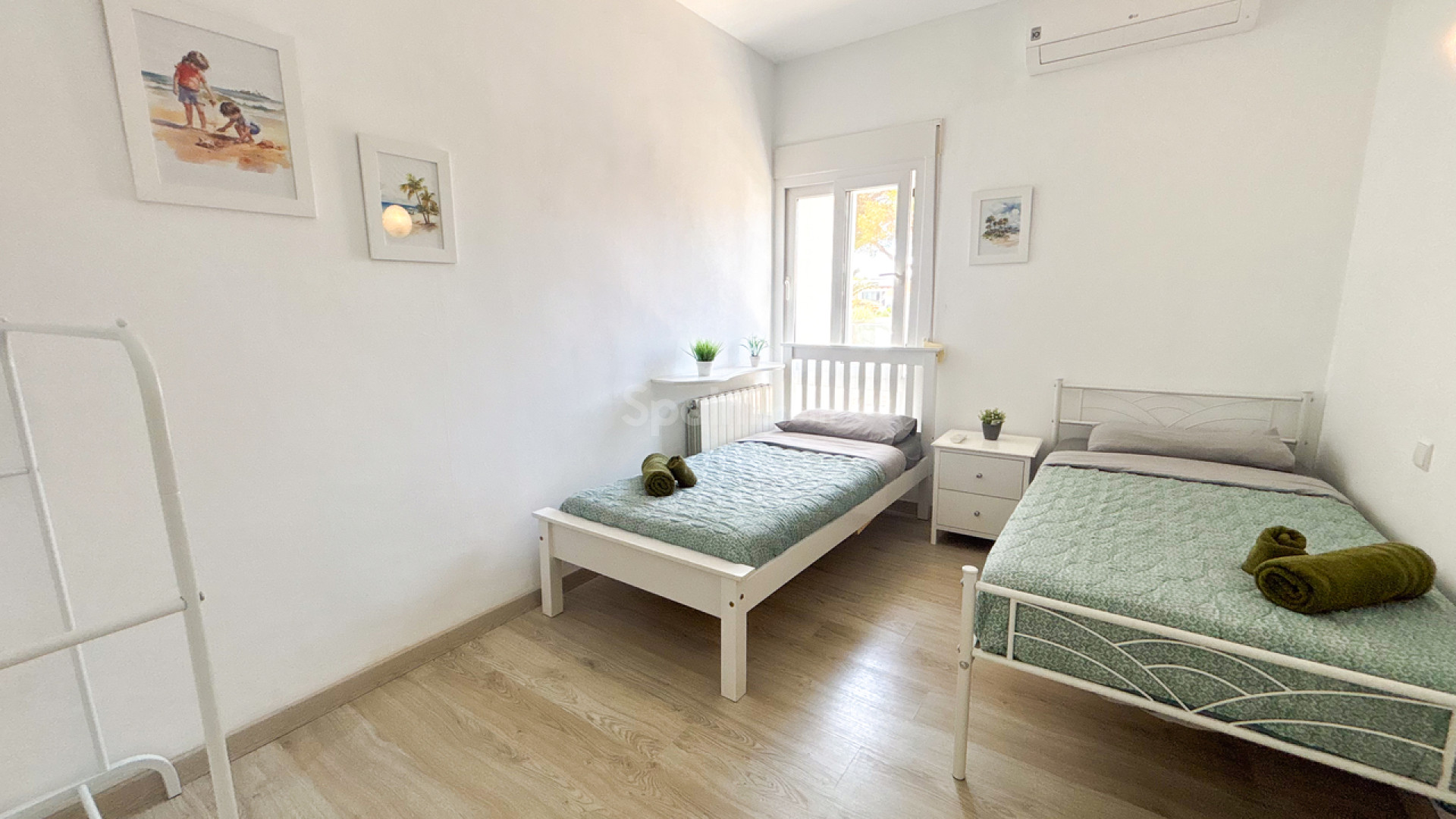 Resale - Villa -
Dehesa de Campoamor - Campoamor