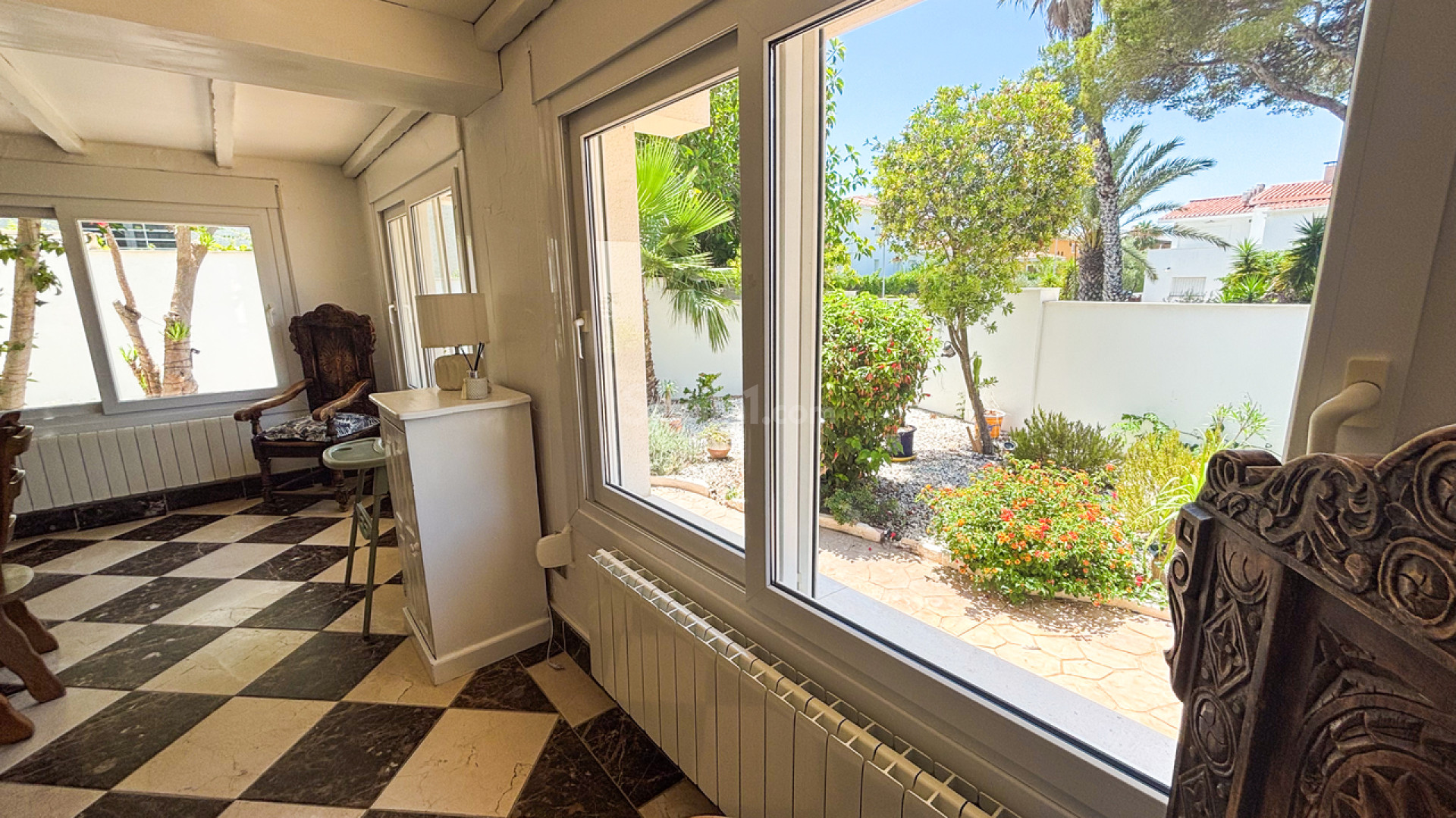 Resale - Villa -
Dehesa de Campoamor - Campoamor