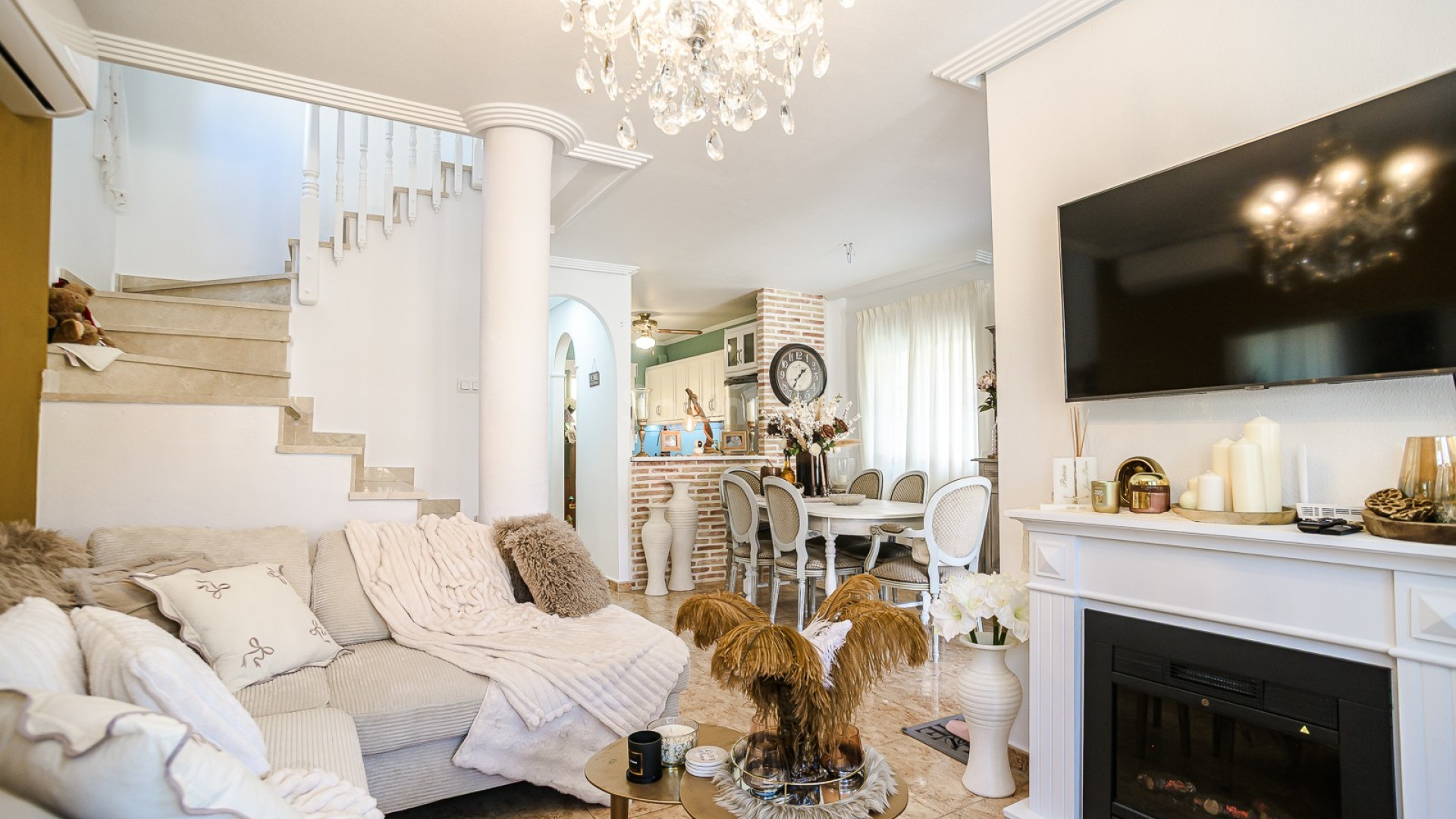 Resale - Villa -
EL RASO - El Raso