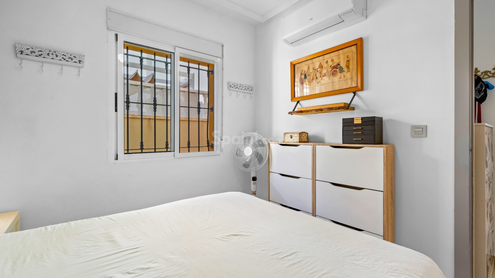 Resale - Villa -
El Raso