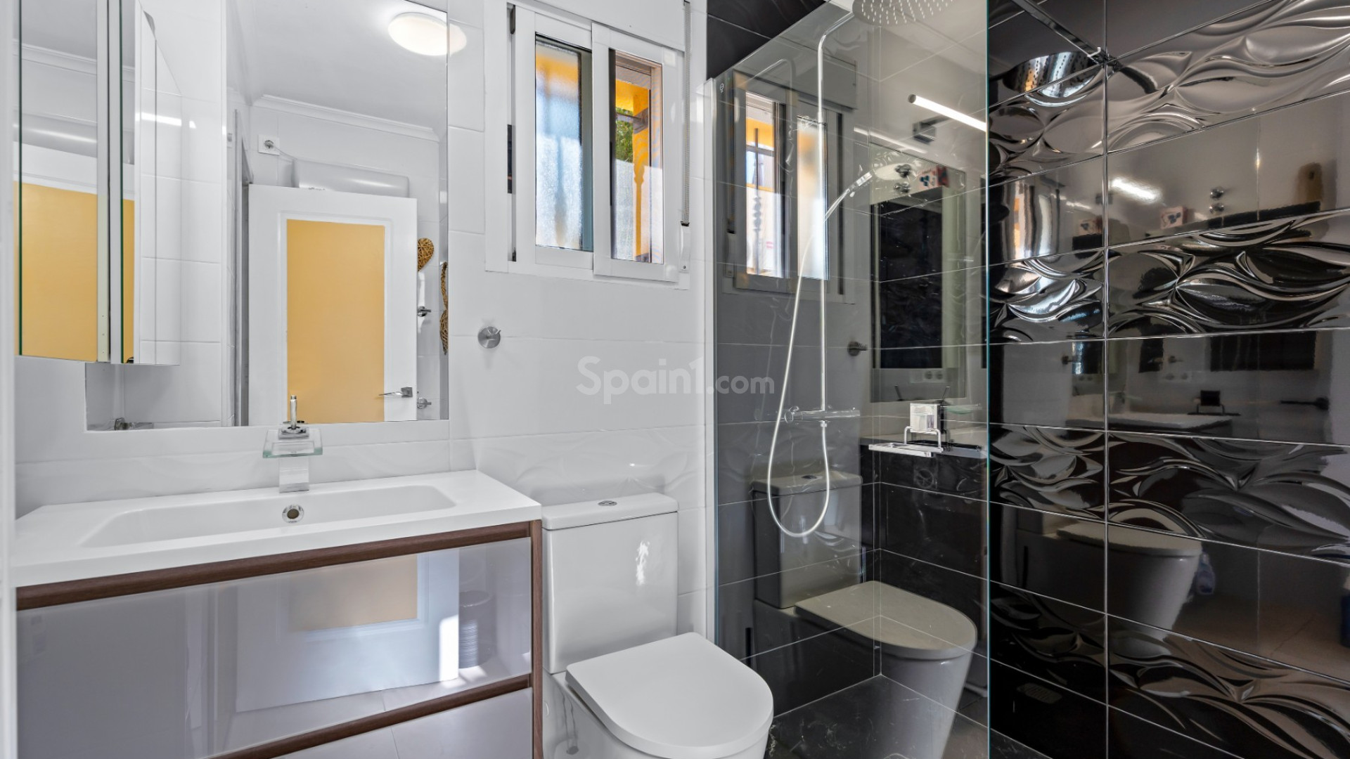 Resale - Villa -
El Raso