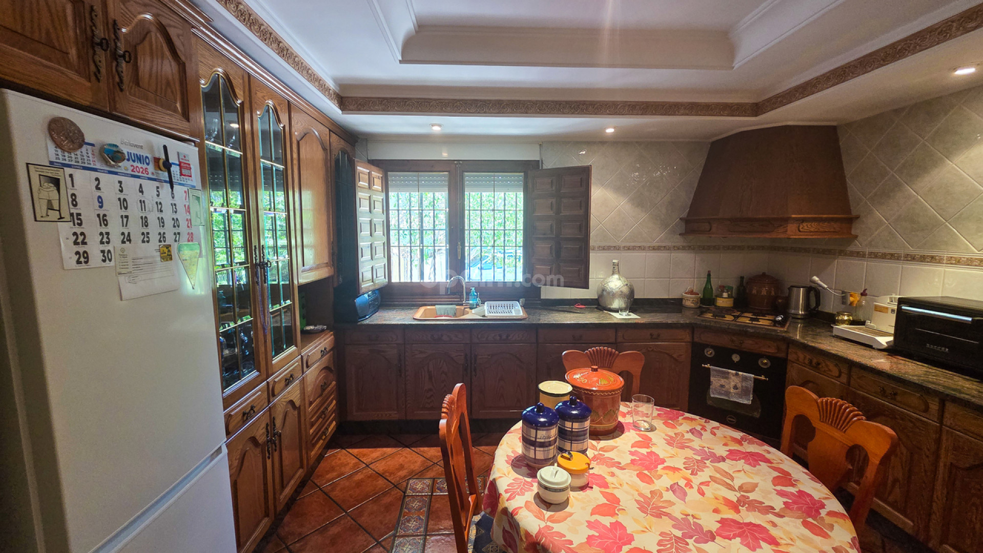 Resale - Villa -
Elche