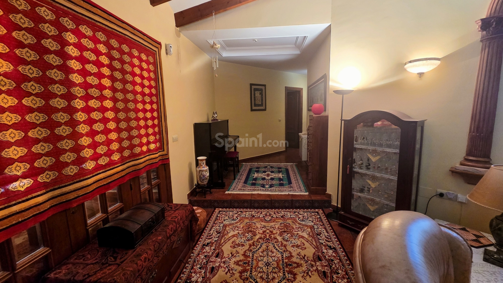 Resale - Villa -
Elche