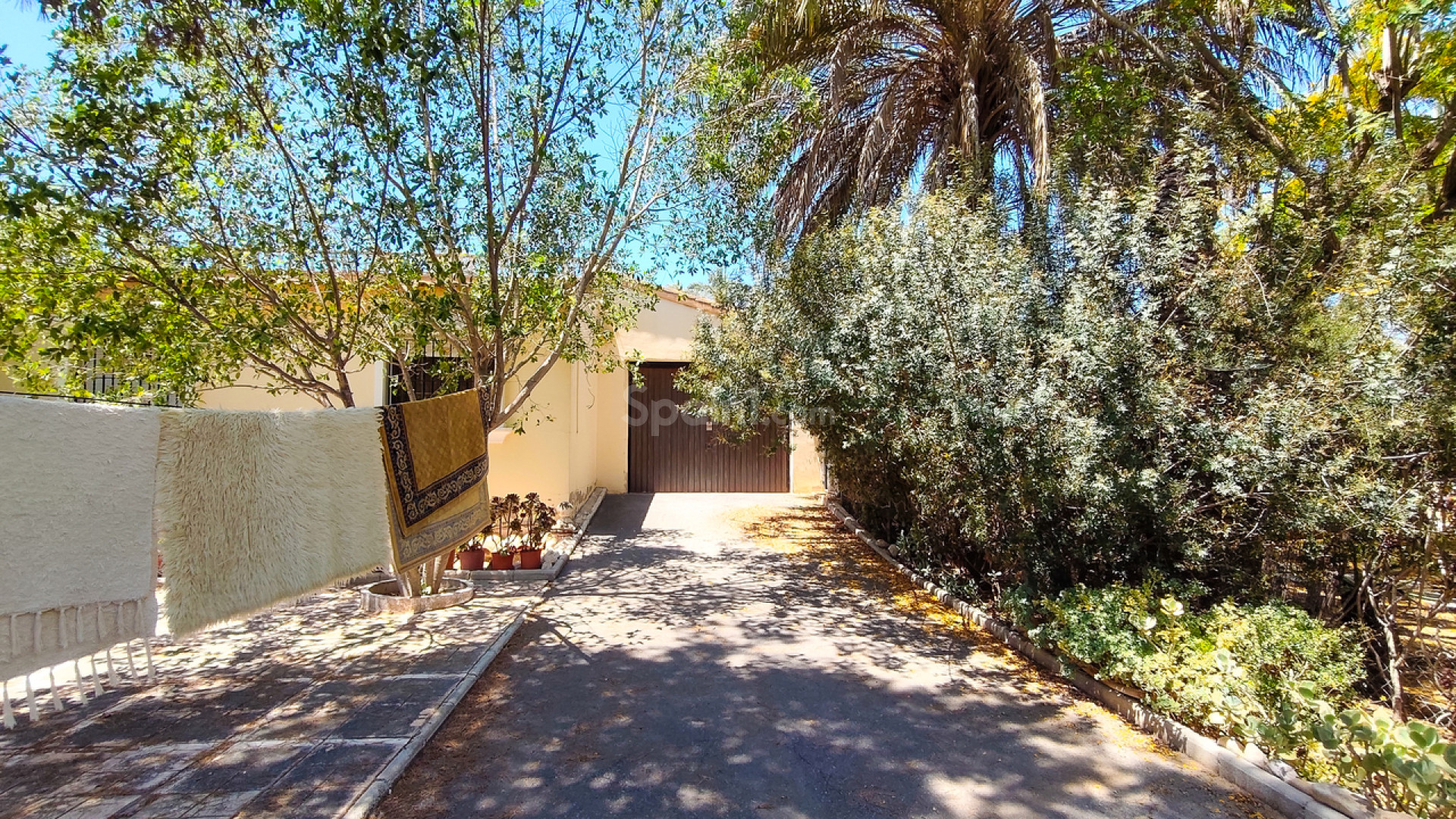 Resale - Villa -
Elche