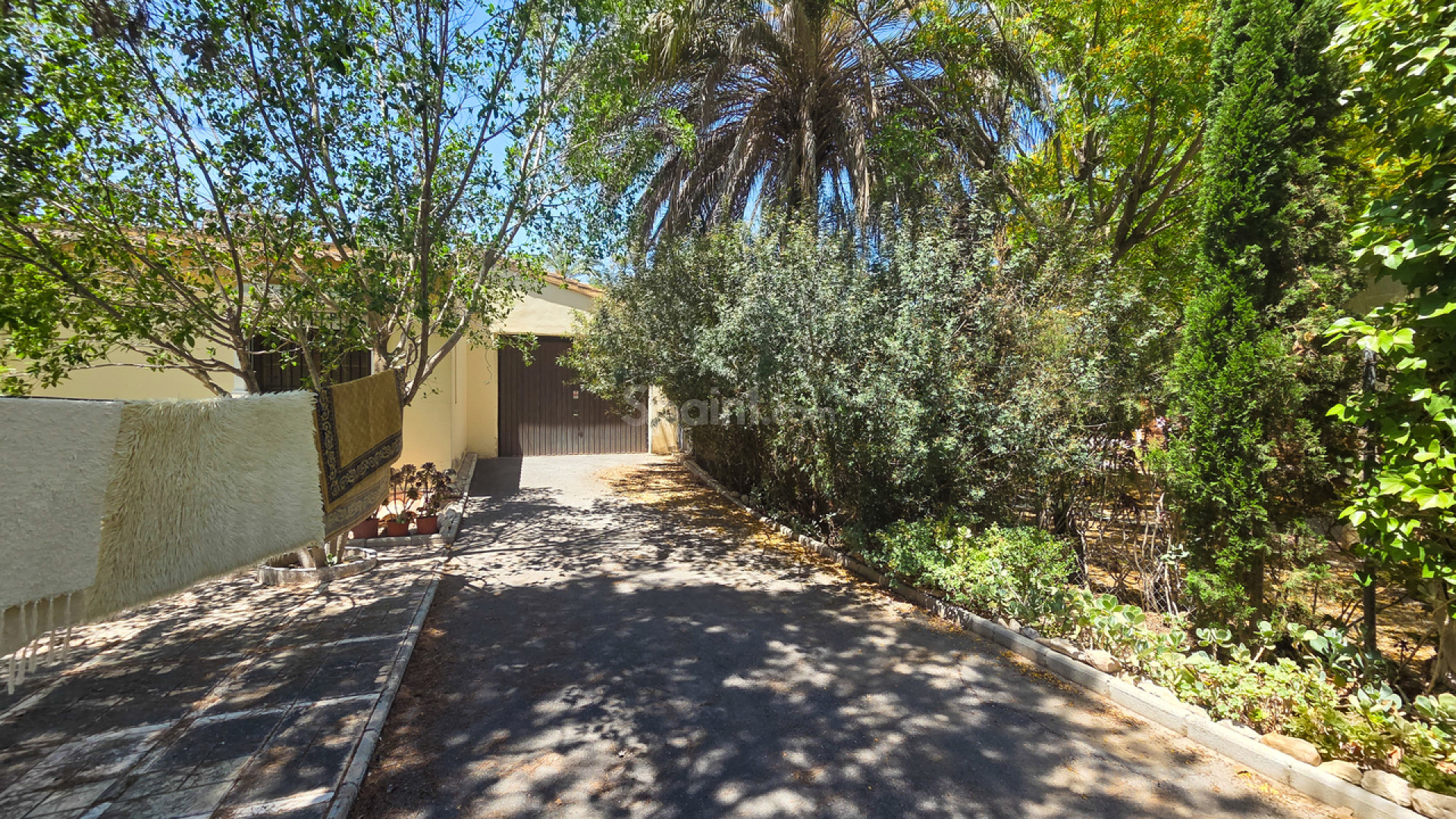 Resale - Villa -
Elche