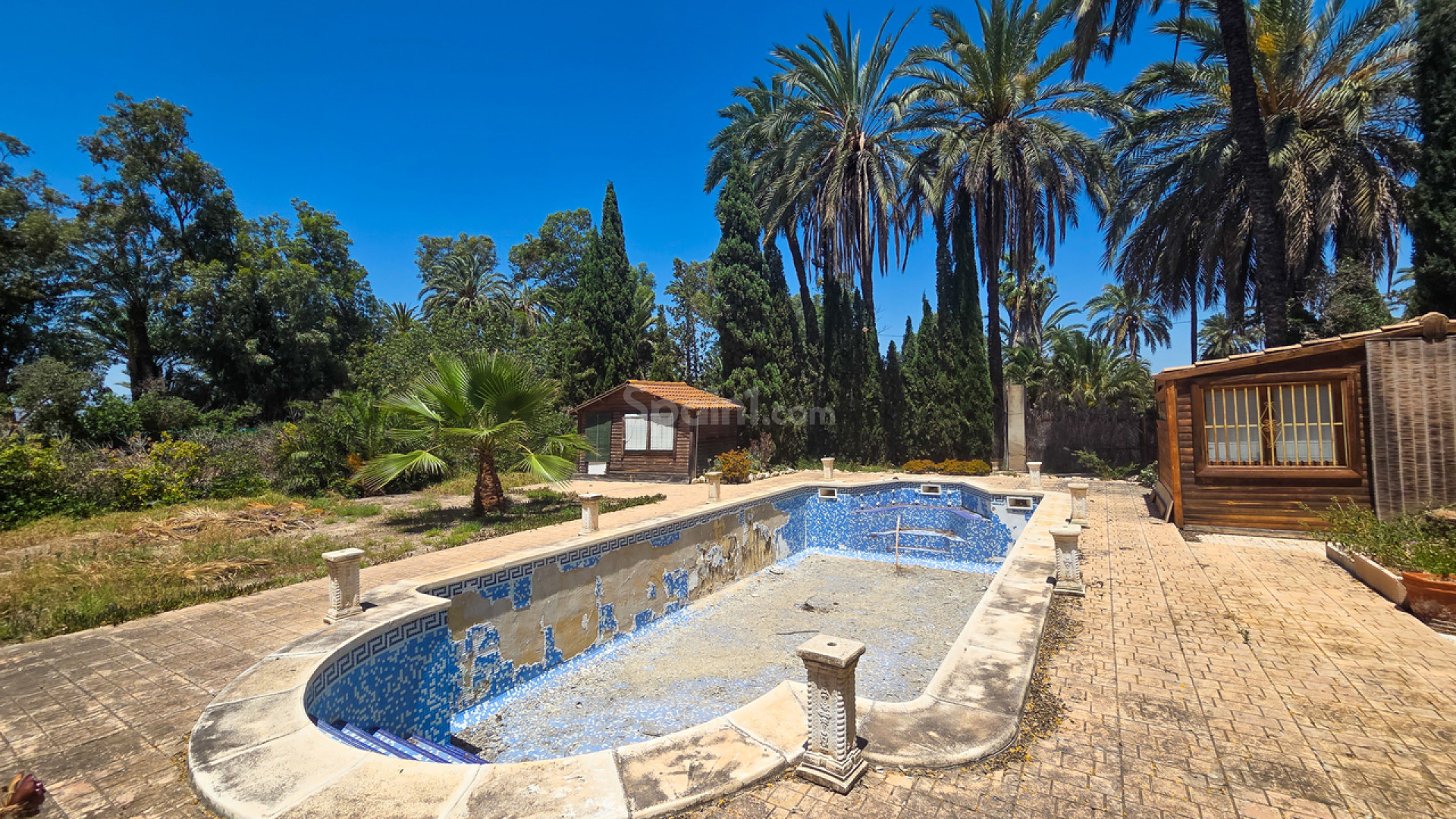 Resale - Villa -
Elche