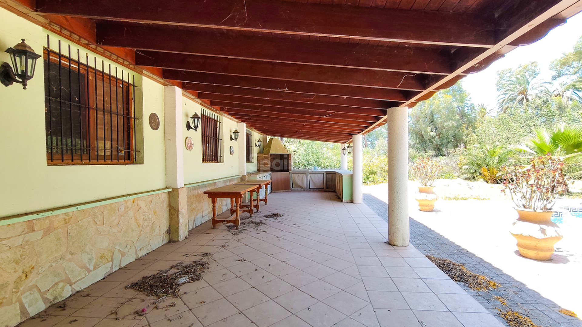 Resale - Villa -
Elche