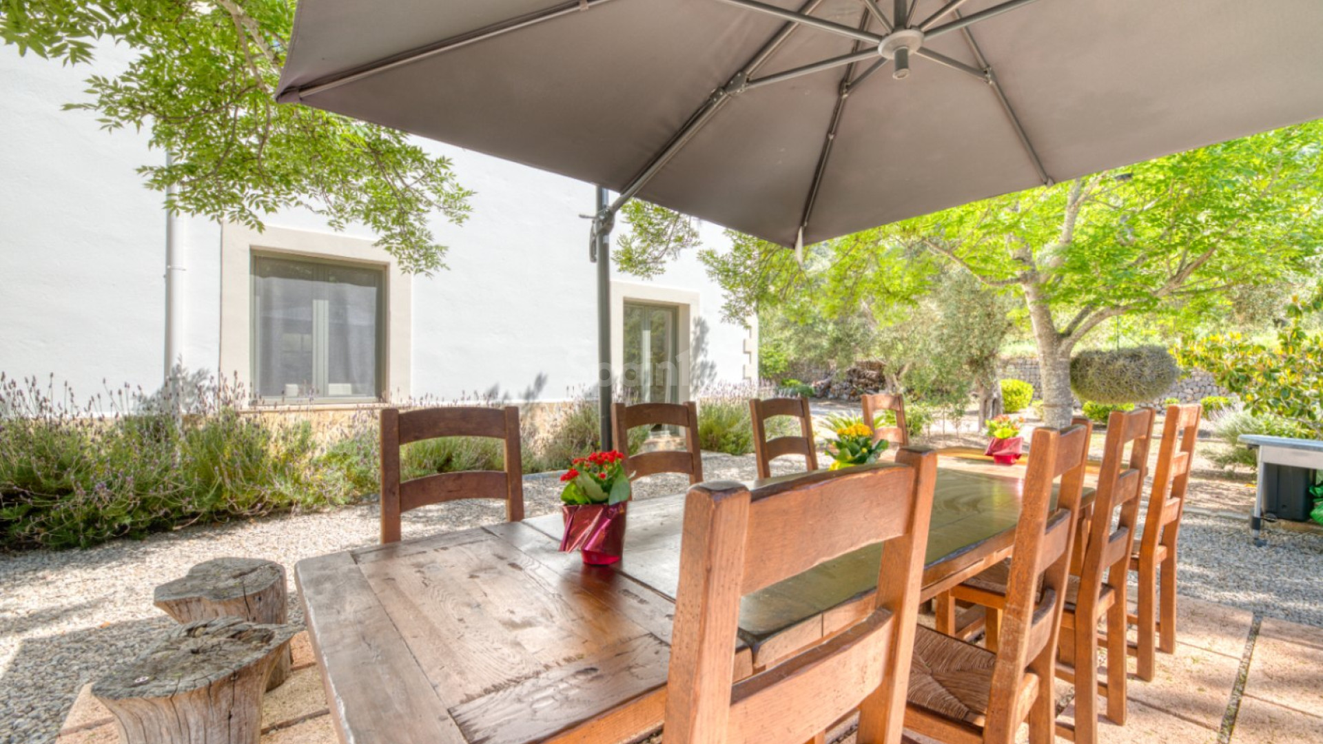 Resale - Villa -
Esporlas - Mallorca