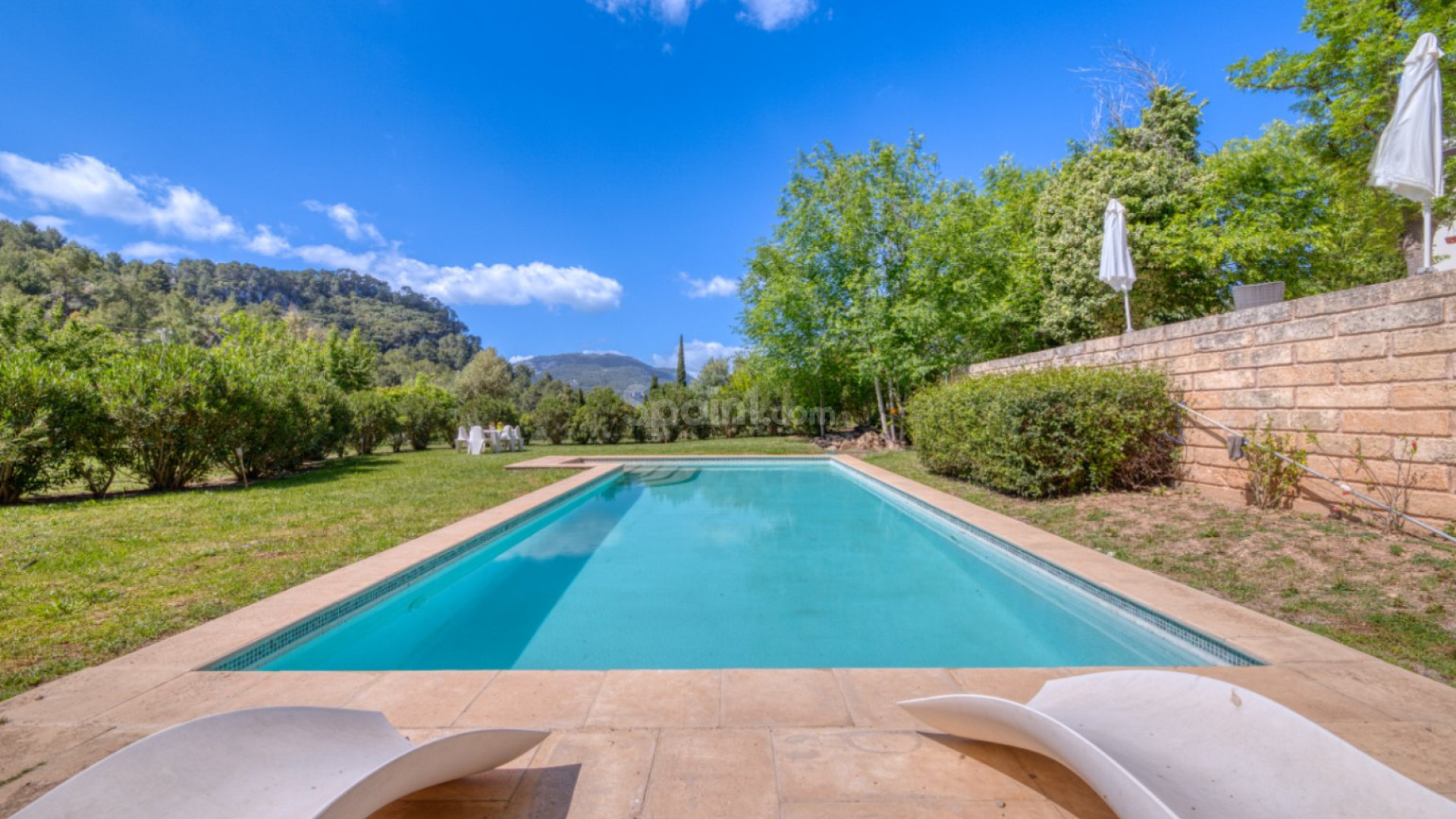 Resale - Villa -
Esporlas - Mallorca