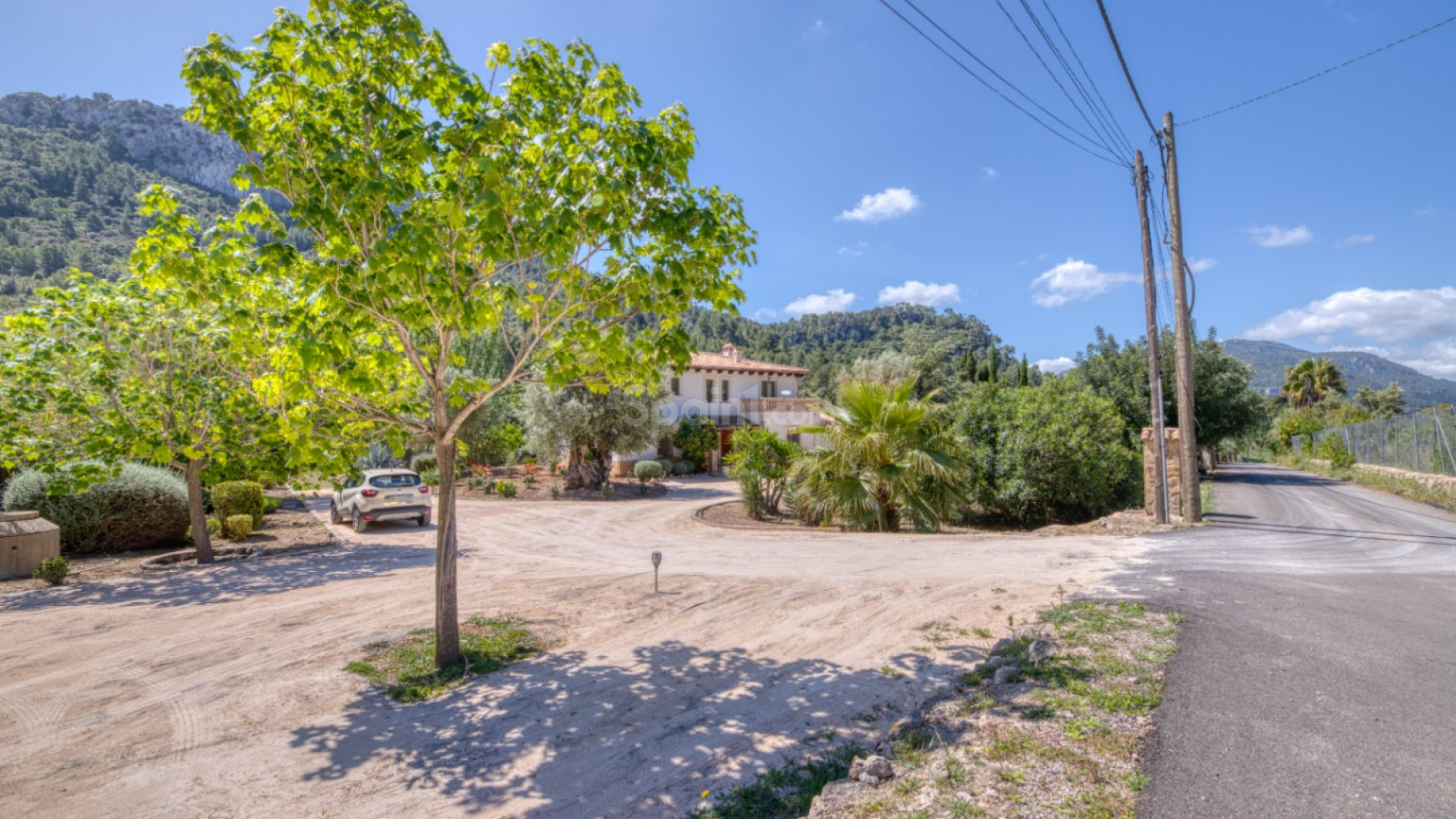 Resale - Villa -
Esporlas - Mallorca