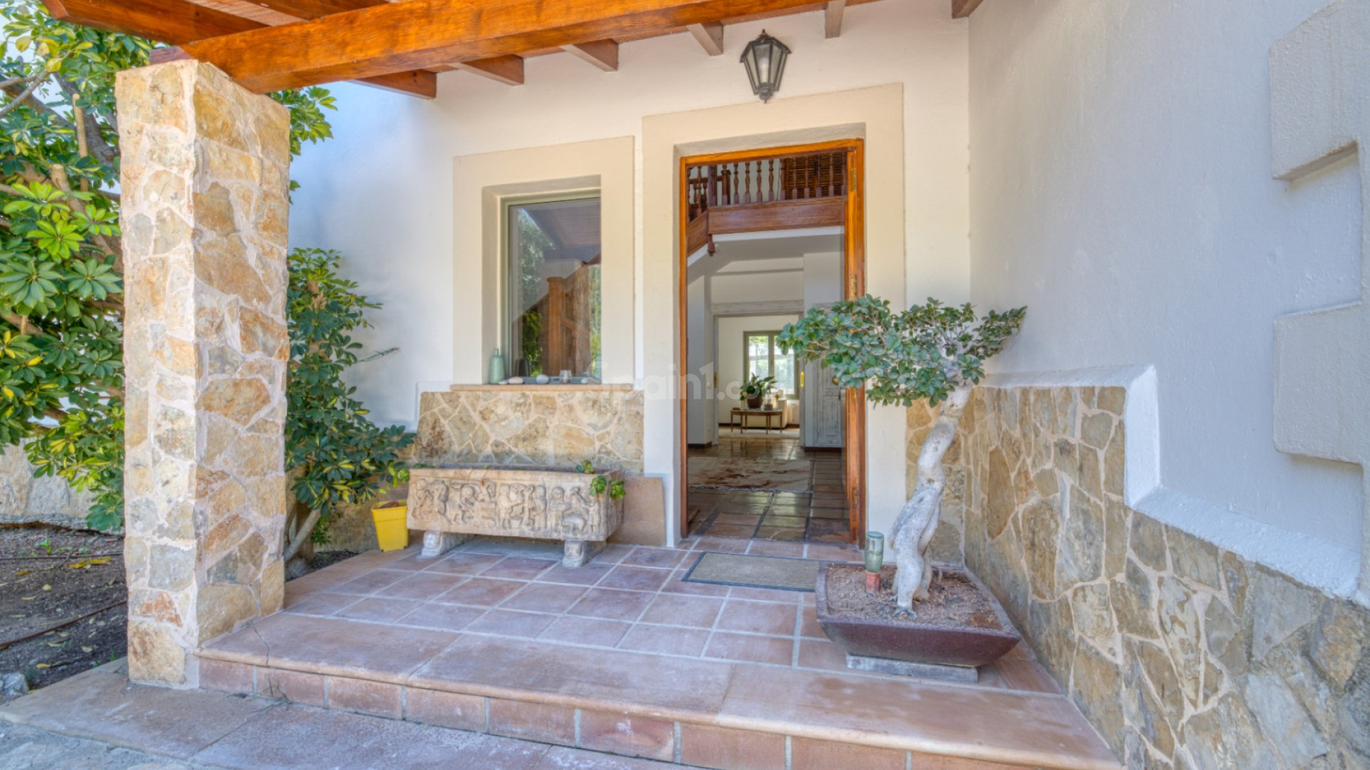 Resale - Villa -
Esporlas - Mallorca