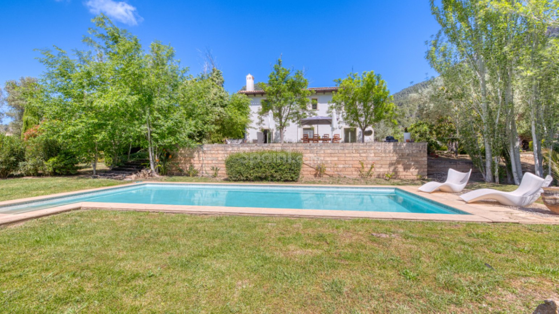 Resale - Villa -
Esporlas - Mallorca