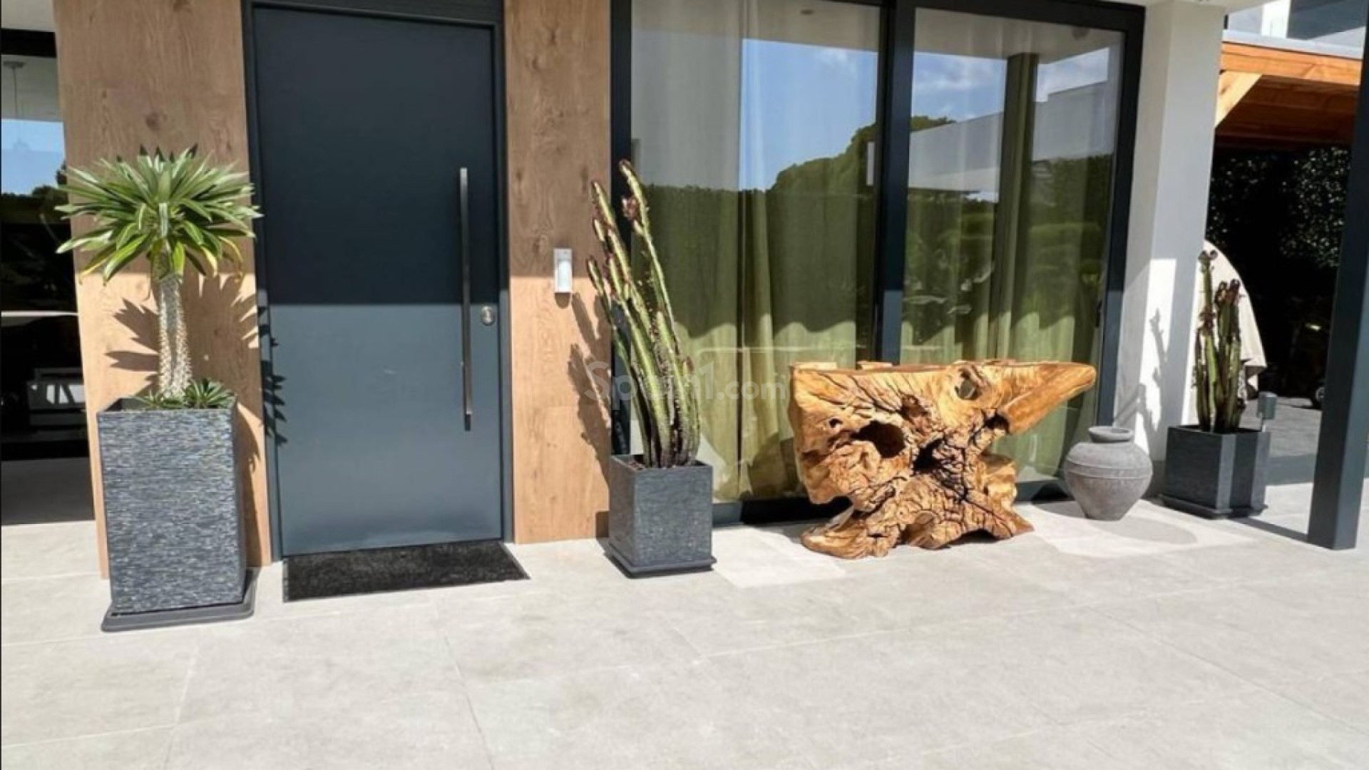 Resale - Villa -
Finestrat