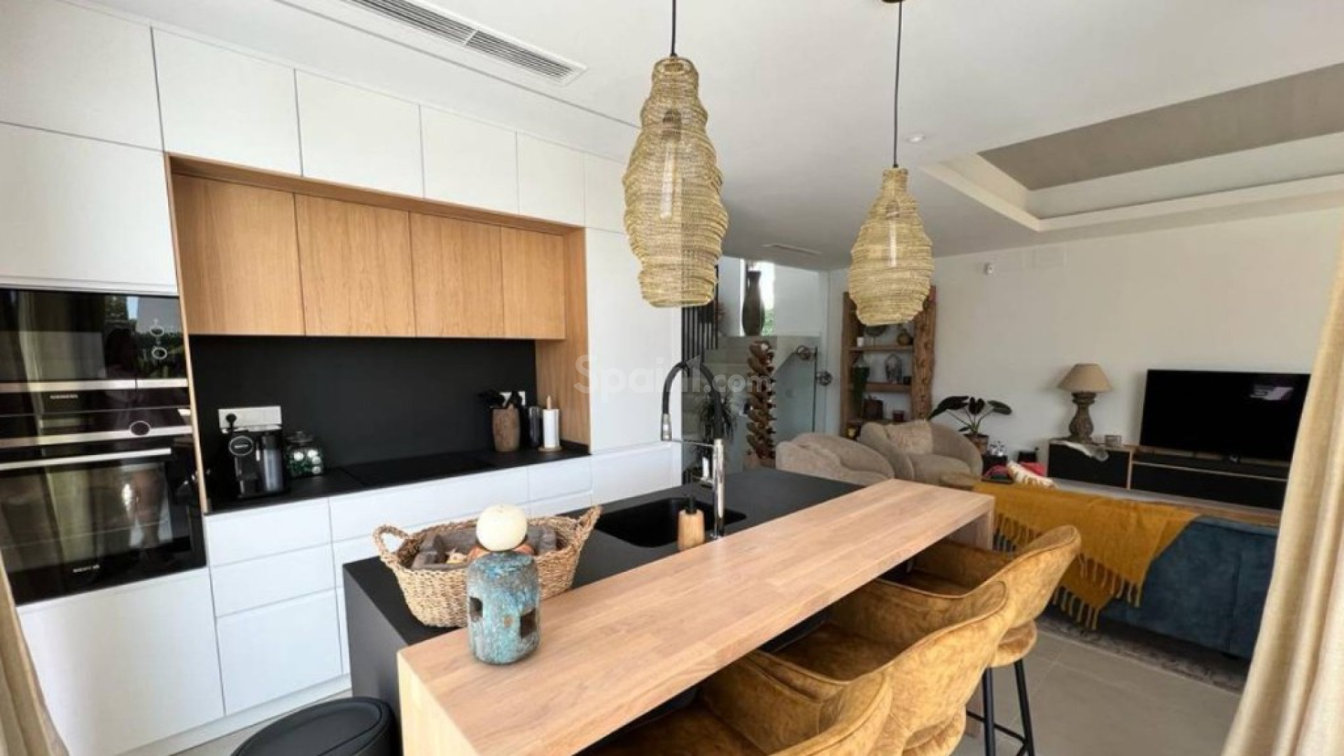 Resale - Villa -
Finestrat