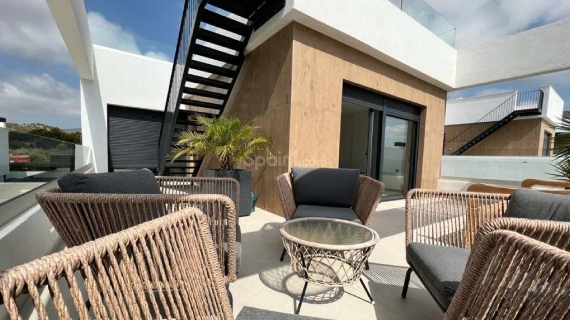 Resale - Villa -
Finestrat