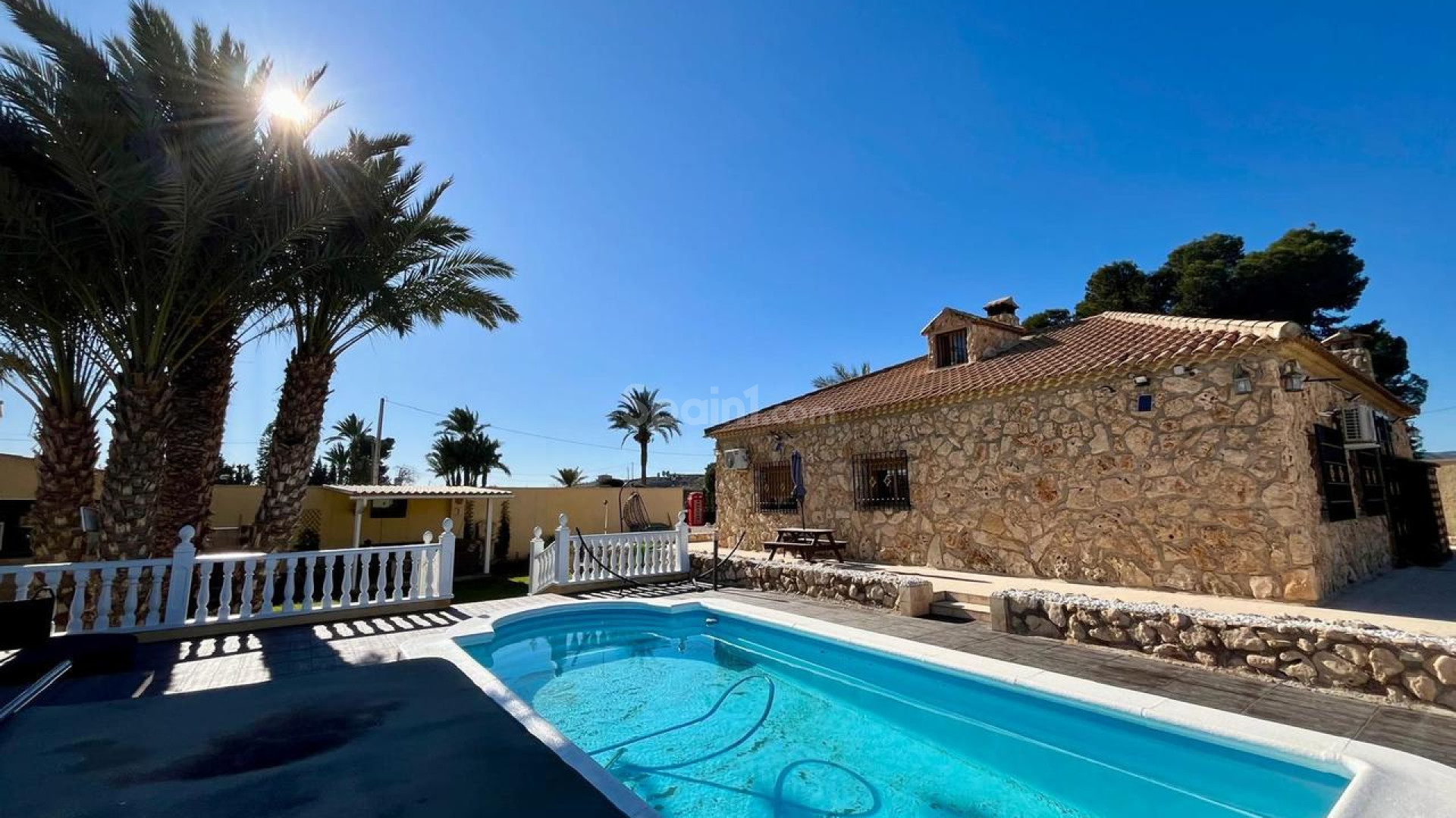 Resale - Villa -
Fortuna