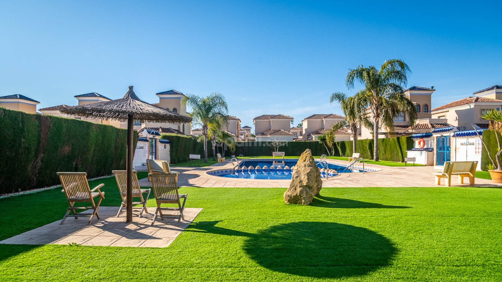 Resale - Villa -
GUARDAMAR DEL SEGURA - EL RASO